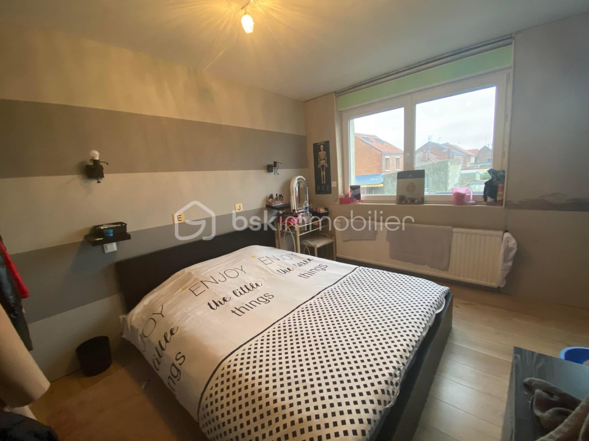 Maison de ville de 225 m² - thumbnail_Image-1 (11).jpg