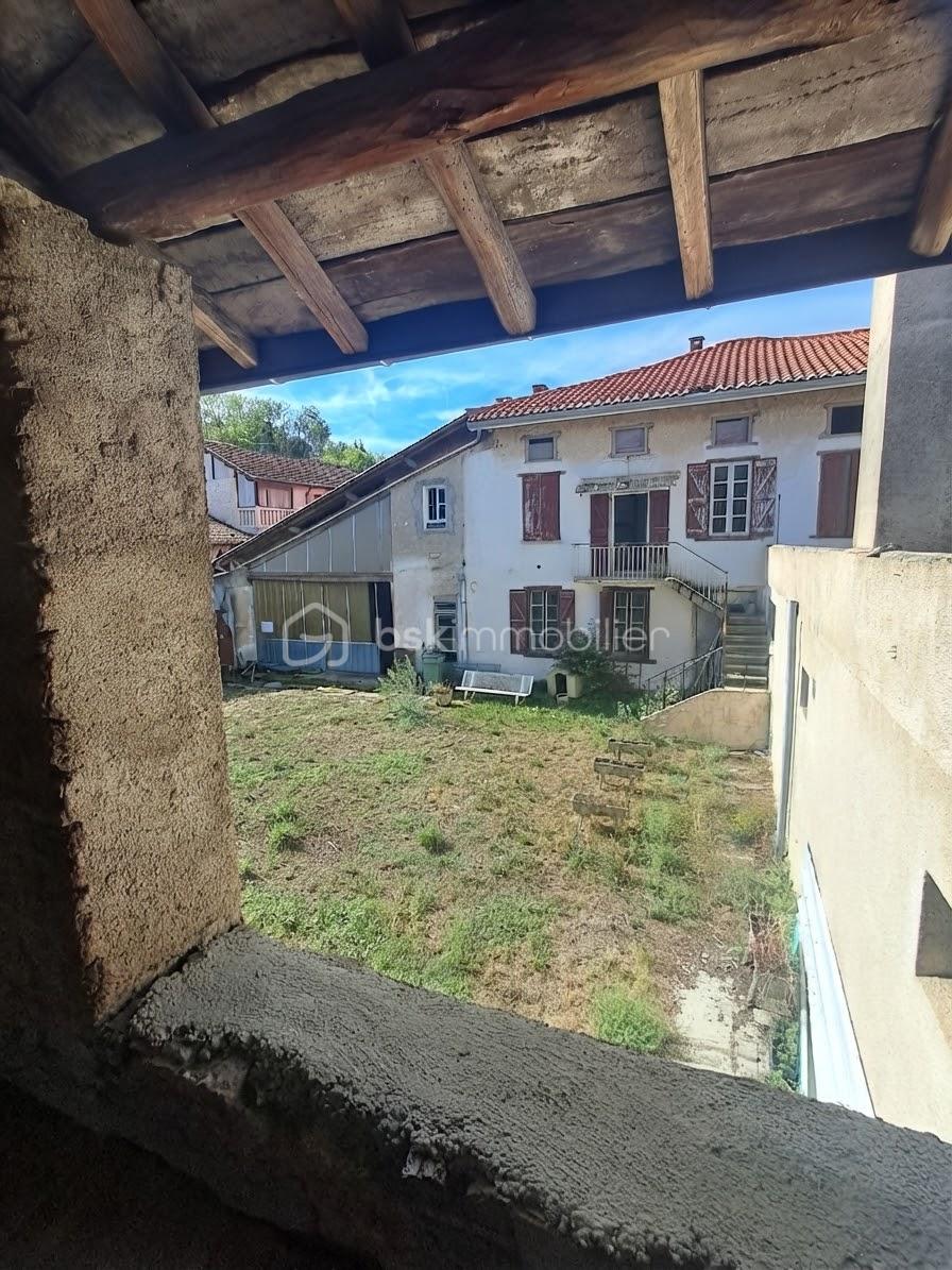 Immeuble 7 pièces 330 m² · à La Bastide-de-Serou · 330 m² · 195 000 €