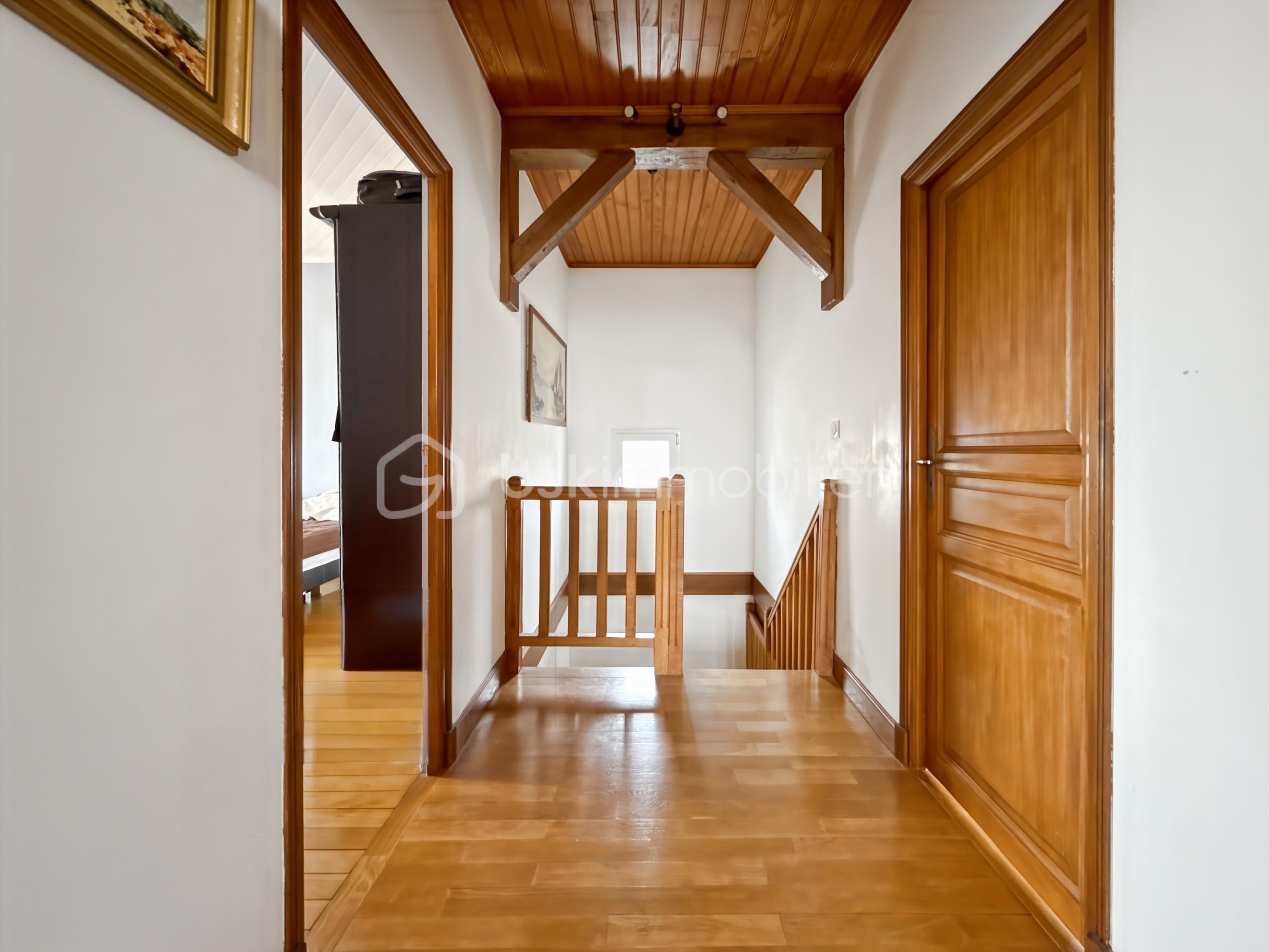 Maison de 190 m² - Photo_24_54cf.jpg