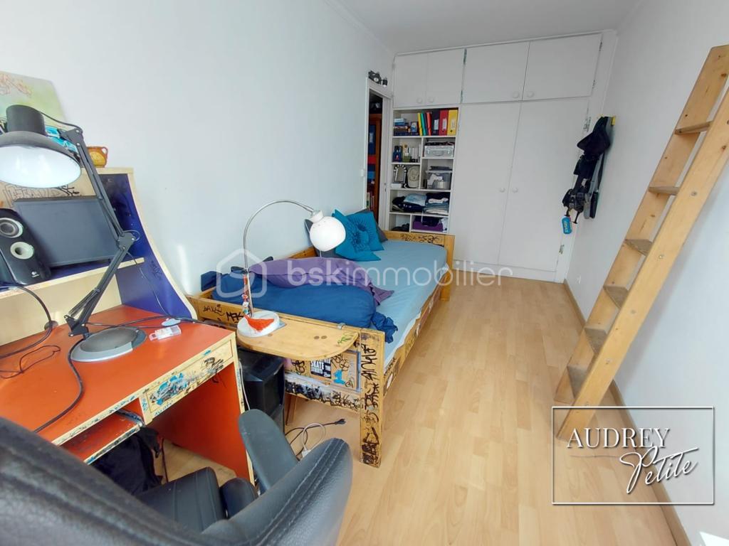 Audrey PETITE AGENT IMMOBILIER Maisons-Alfort3 (1).jpg