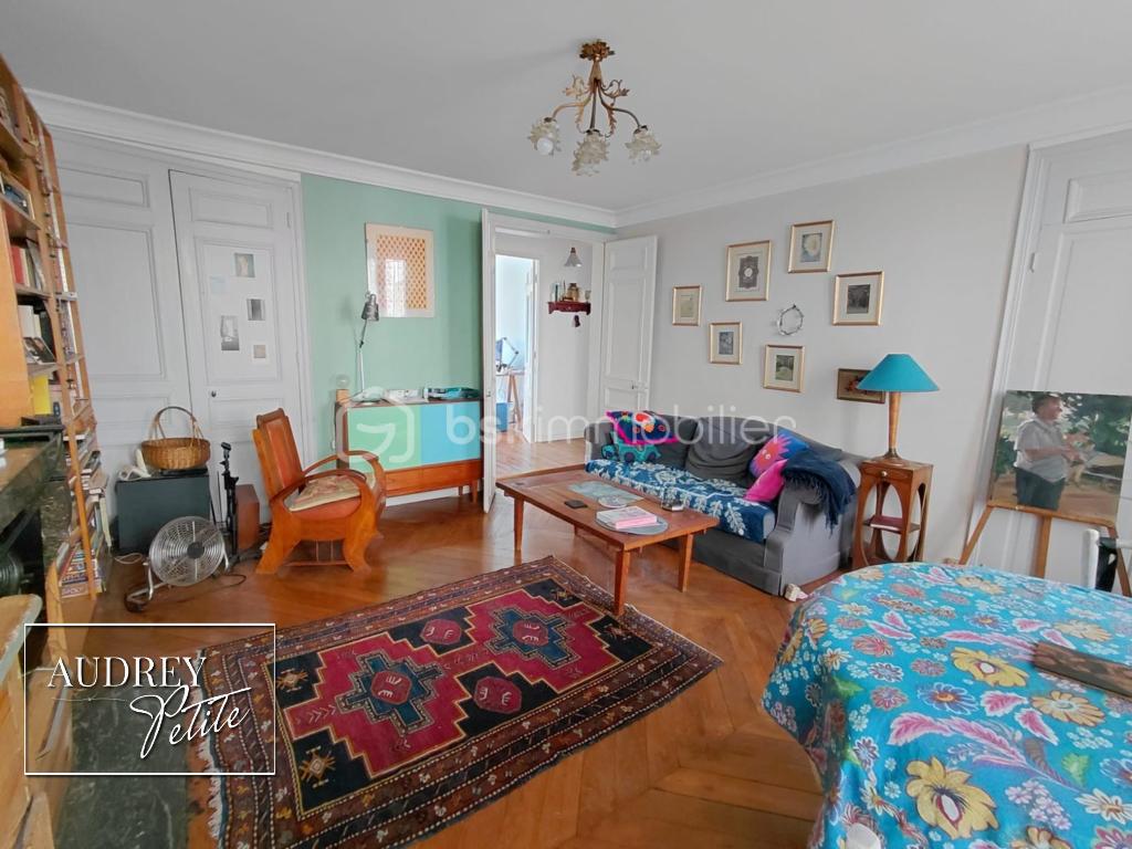 Audrey PETITE AGENT IMMOBILIER Maisons-Alfort12.jpg