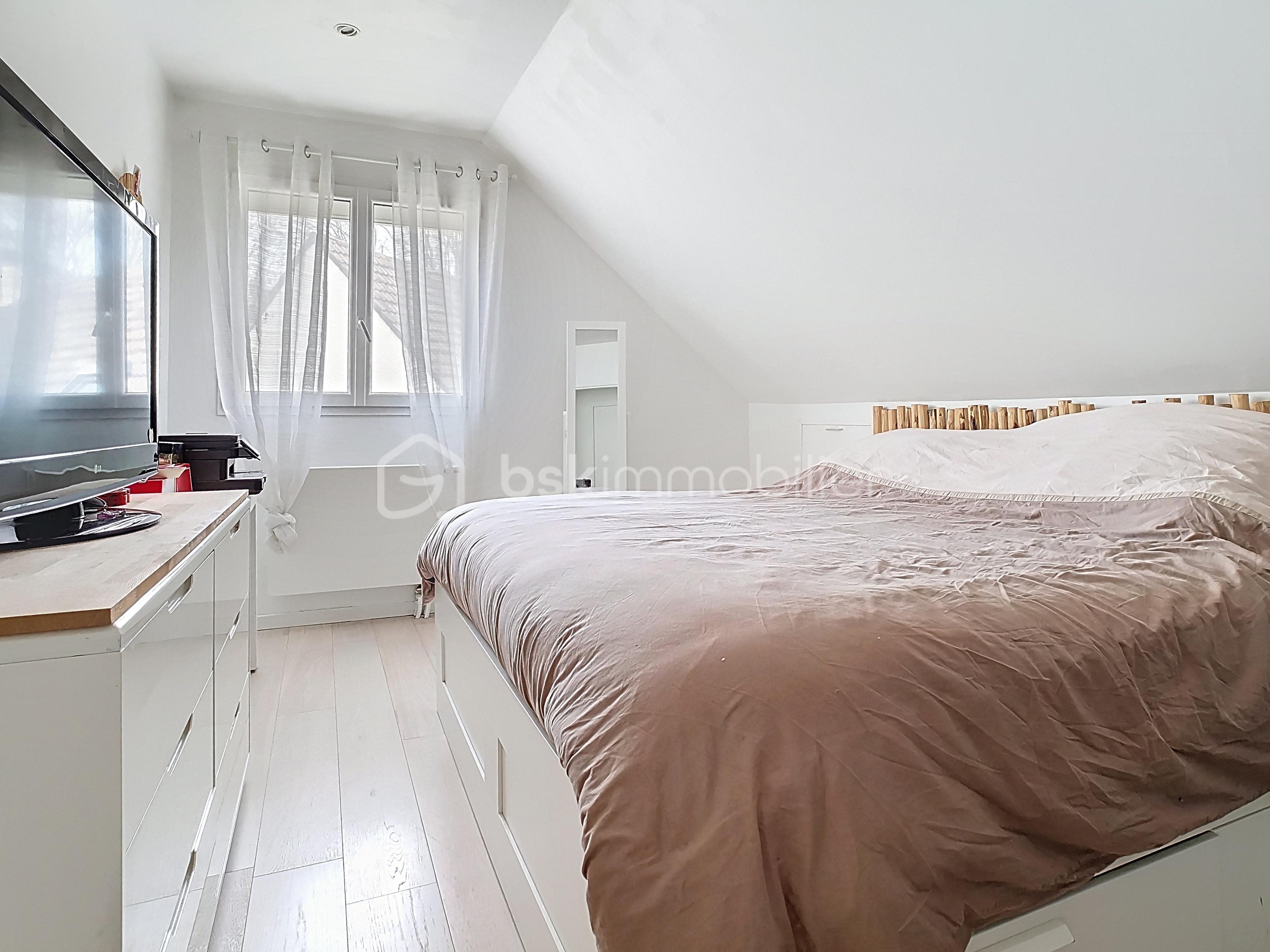 Maison de ville de 100 m² - CHAMBRE 3.jpg