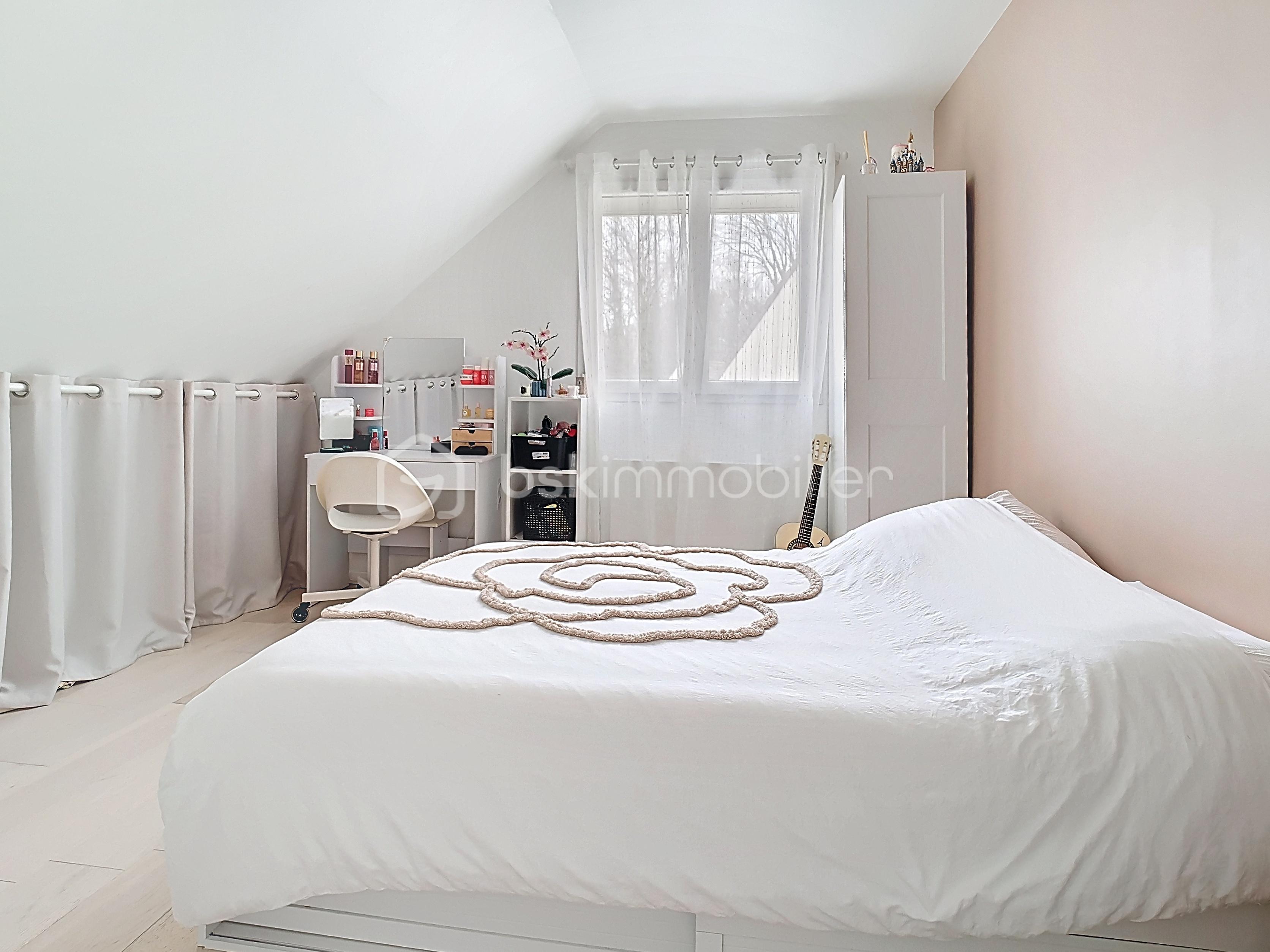 Maison de ville de 100 m² - CHAMBRE 1.1.jpg