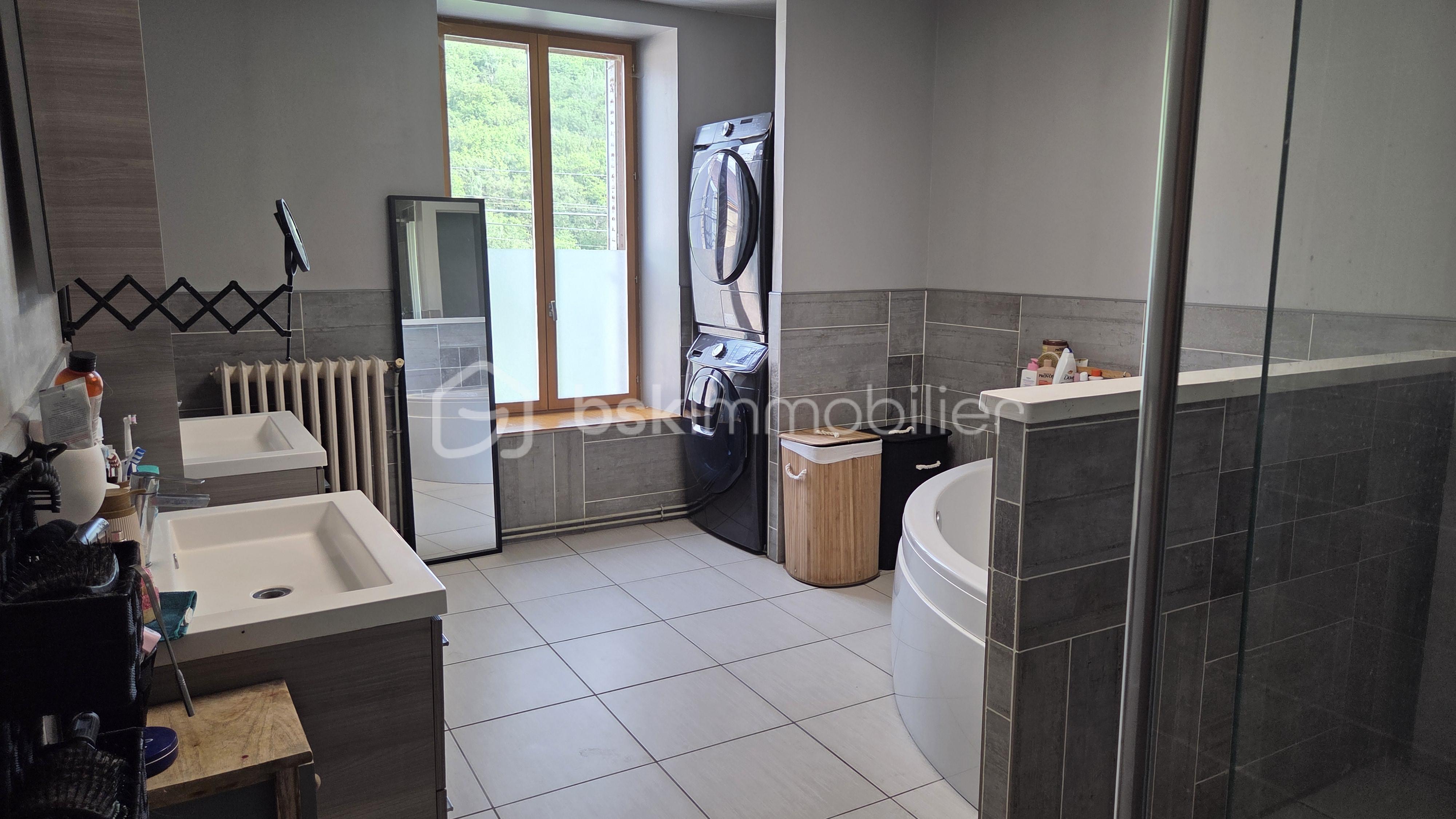 SALLE DE BAINS.jpg