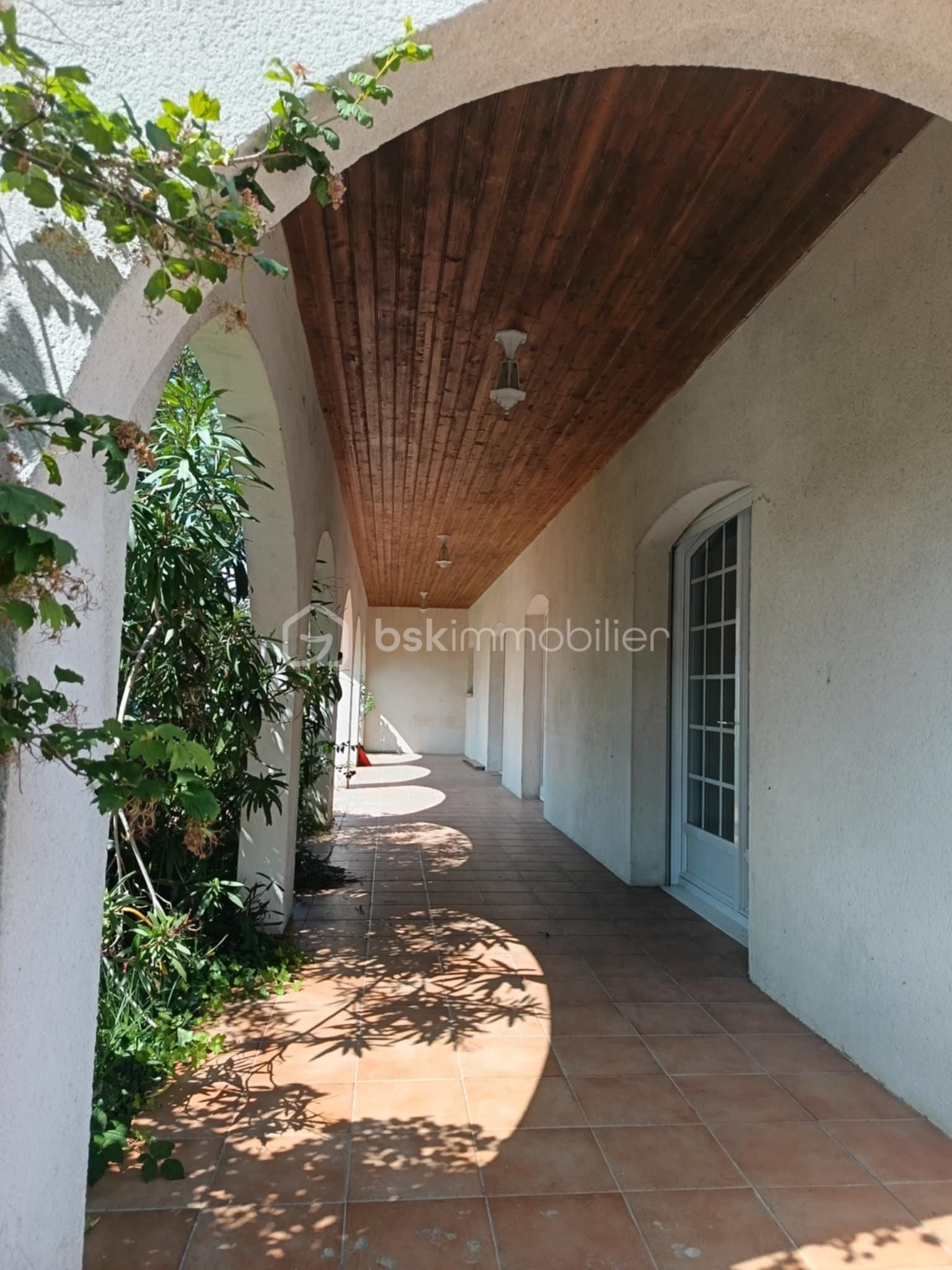 Maison de 178 m² - PHOTO PORCHE ENTREE.jpg