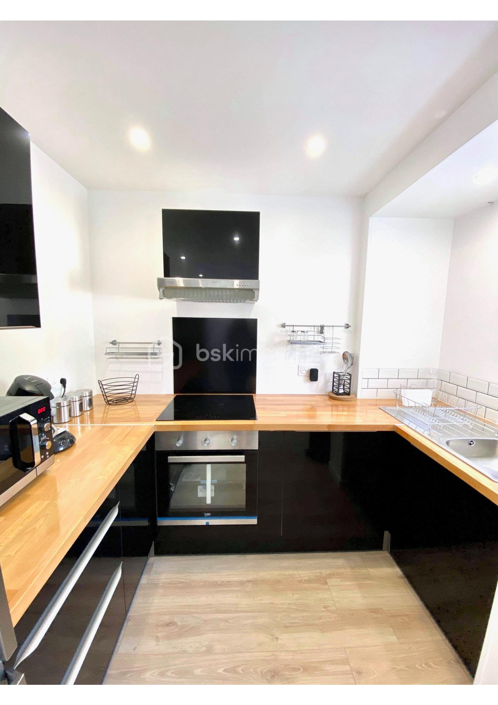 Immeuble de 256 m² - 9866341550f54fd7ae9b9ce7801244f2gVBipPp4ShXRbaGl-10.jpeg