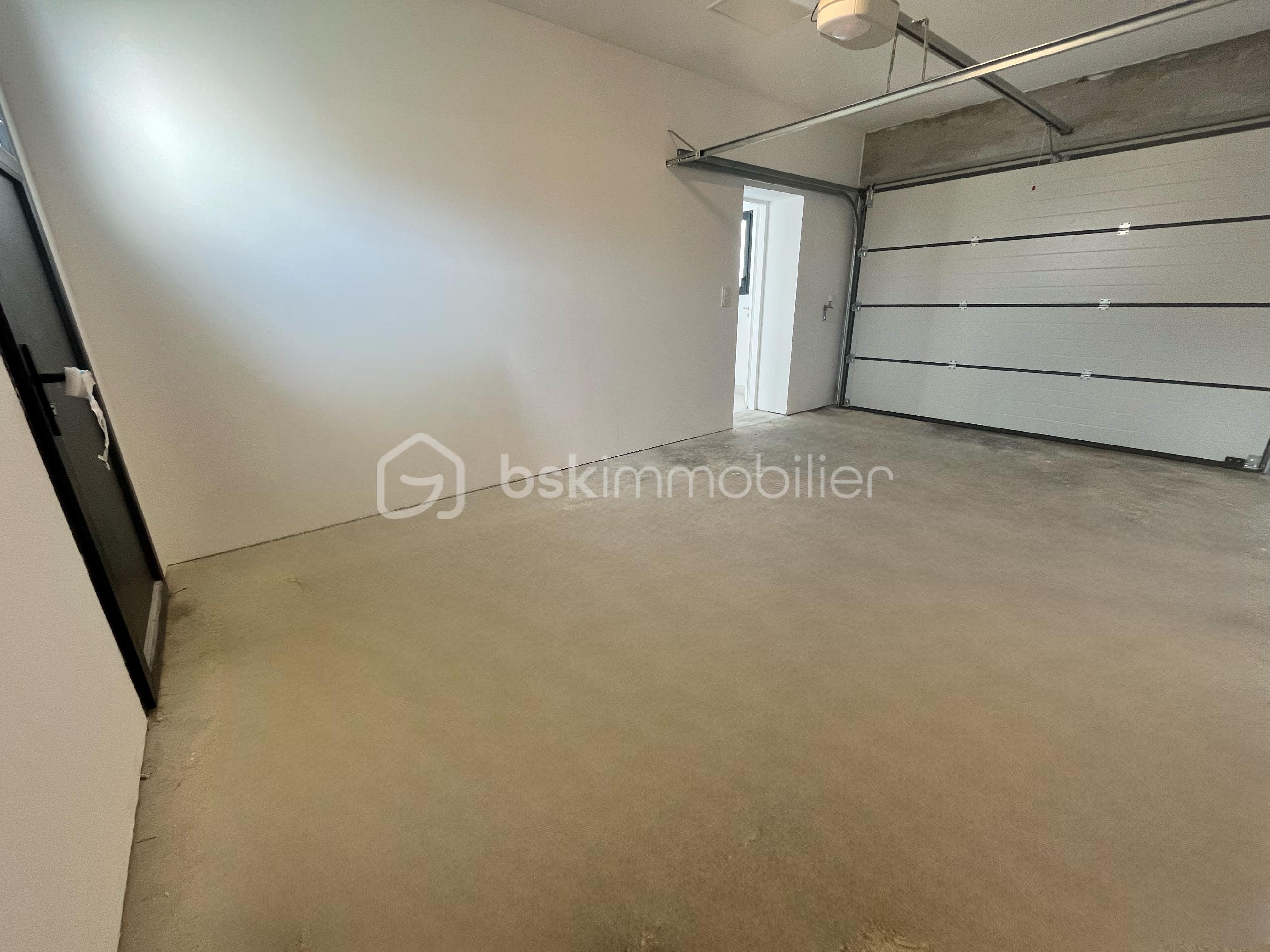 Maison d architecte de 125 m² - snapedit_1769332672344.jpg