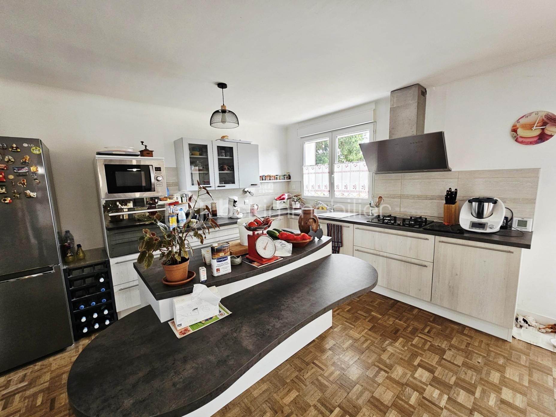 Maison traditionnelle de 160 m² - Cuisine.jpg