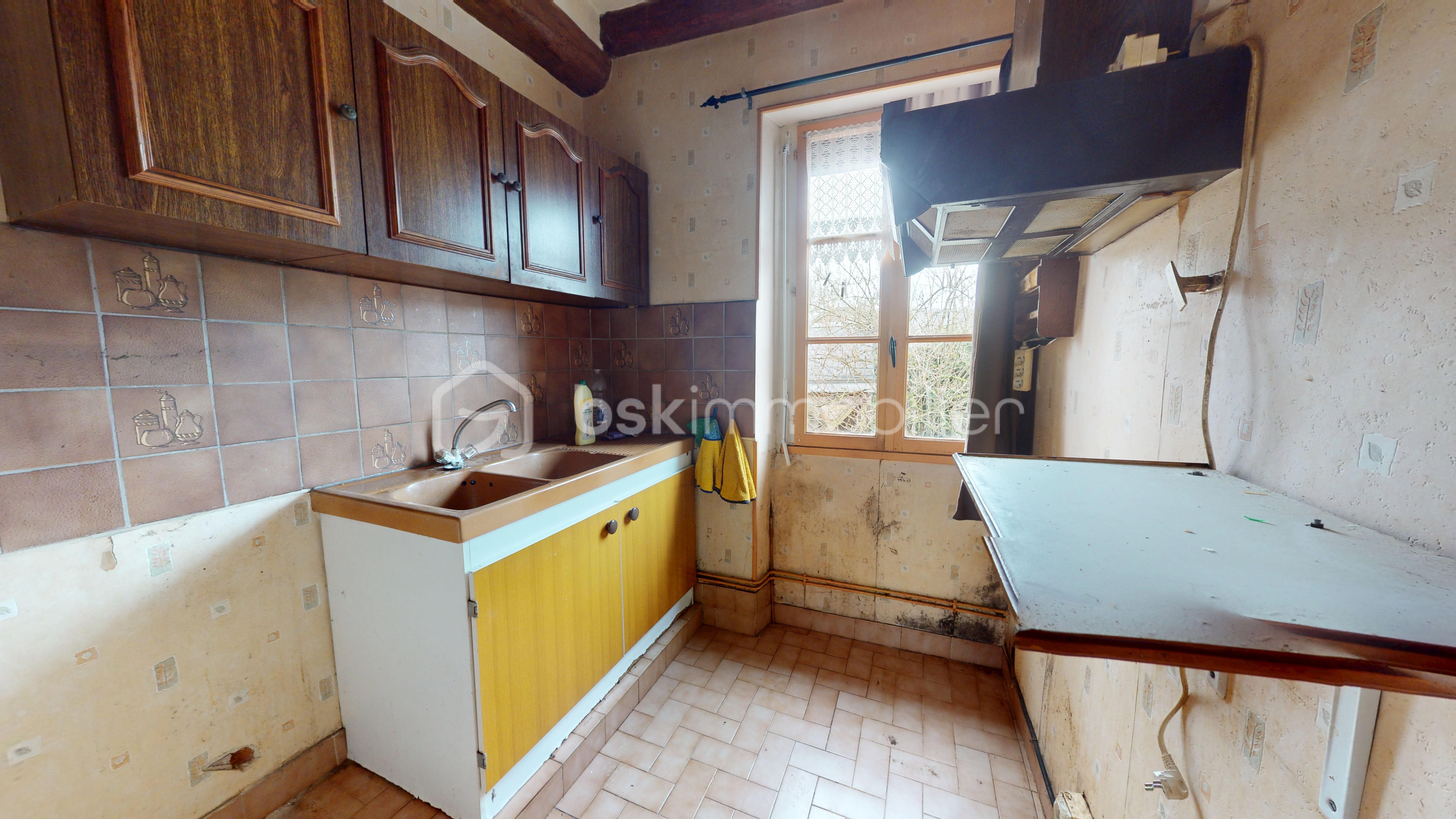 Maison de 200 m² - Immeuble-200m-Ladon-02152026_111906.jpg