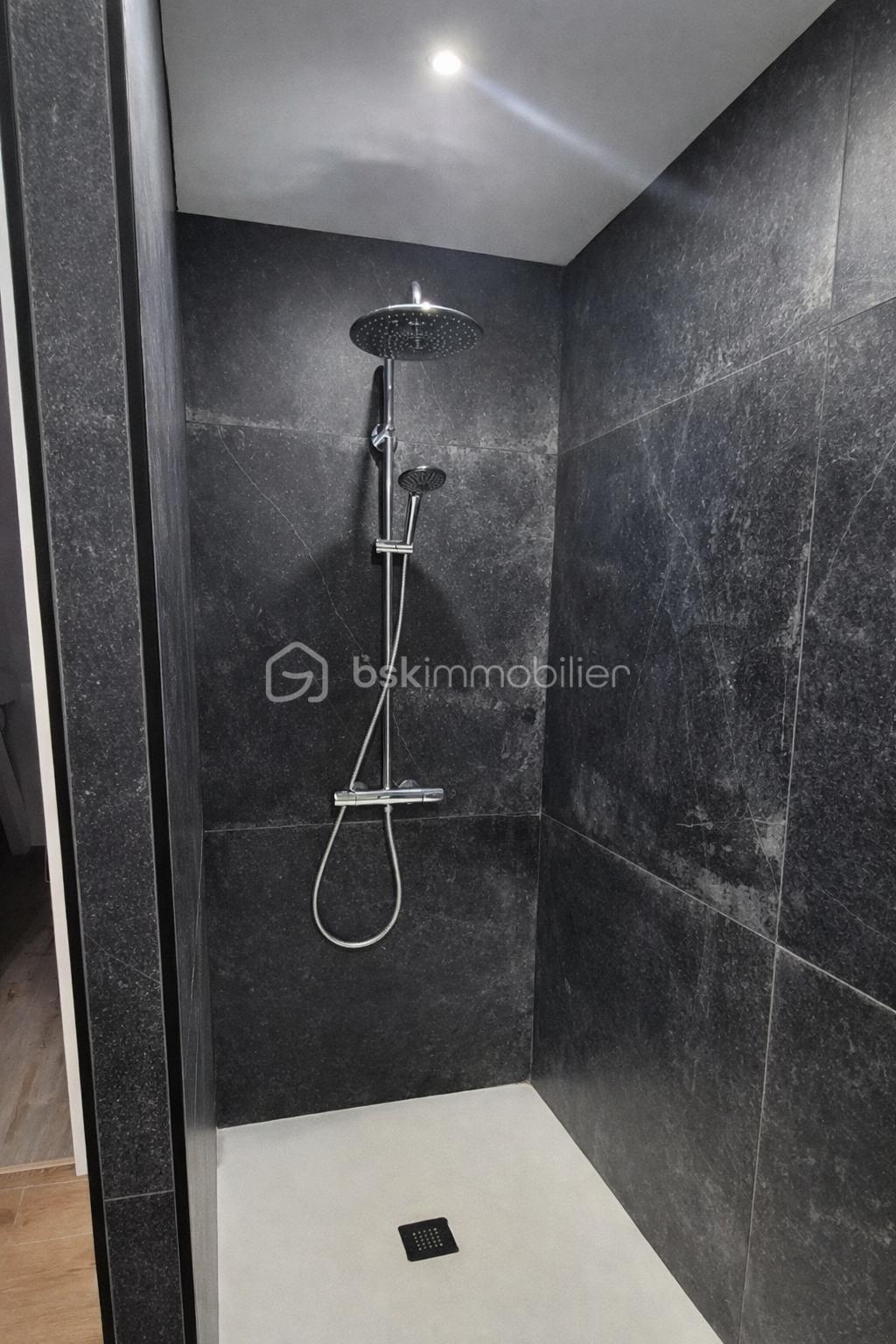 Duplex de 97,24 m² - 1000052103.png