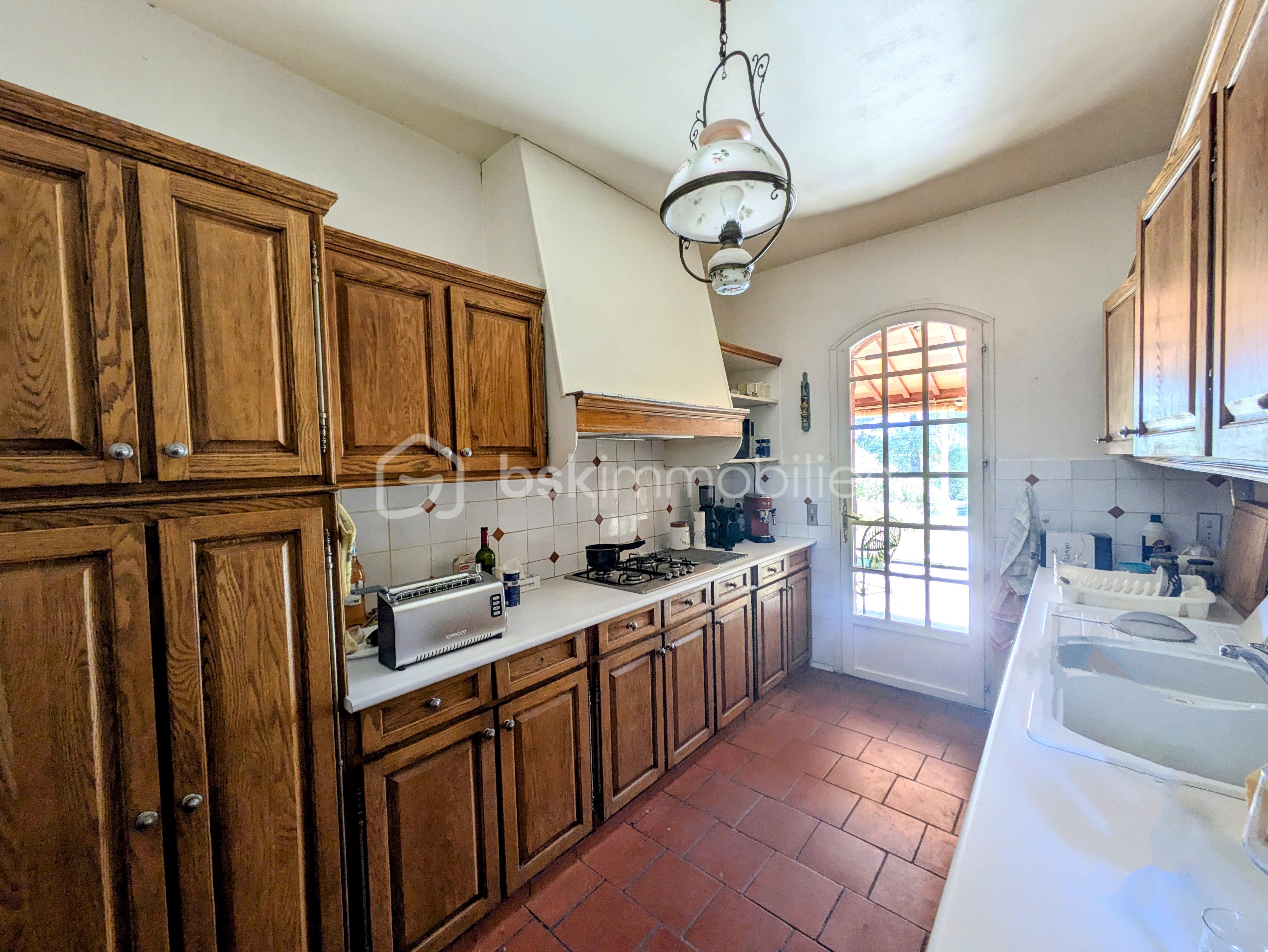 Maison d architecte de 208 m² - PXL_20241010_102808873.RAW-01.COVER~2.jpg