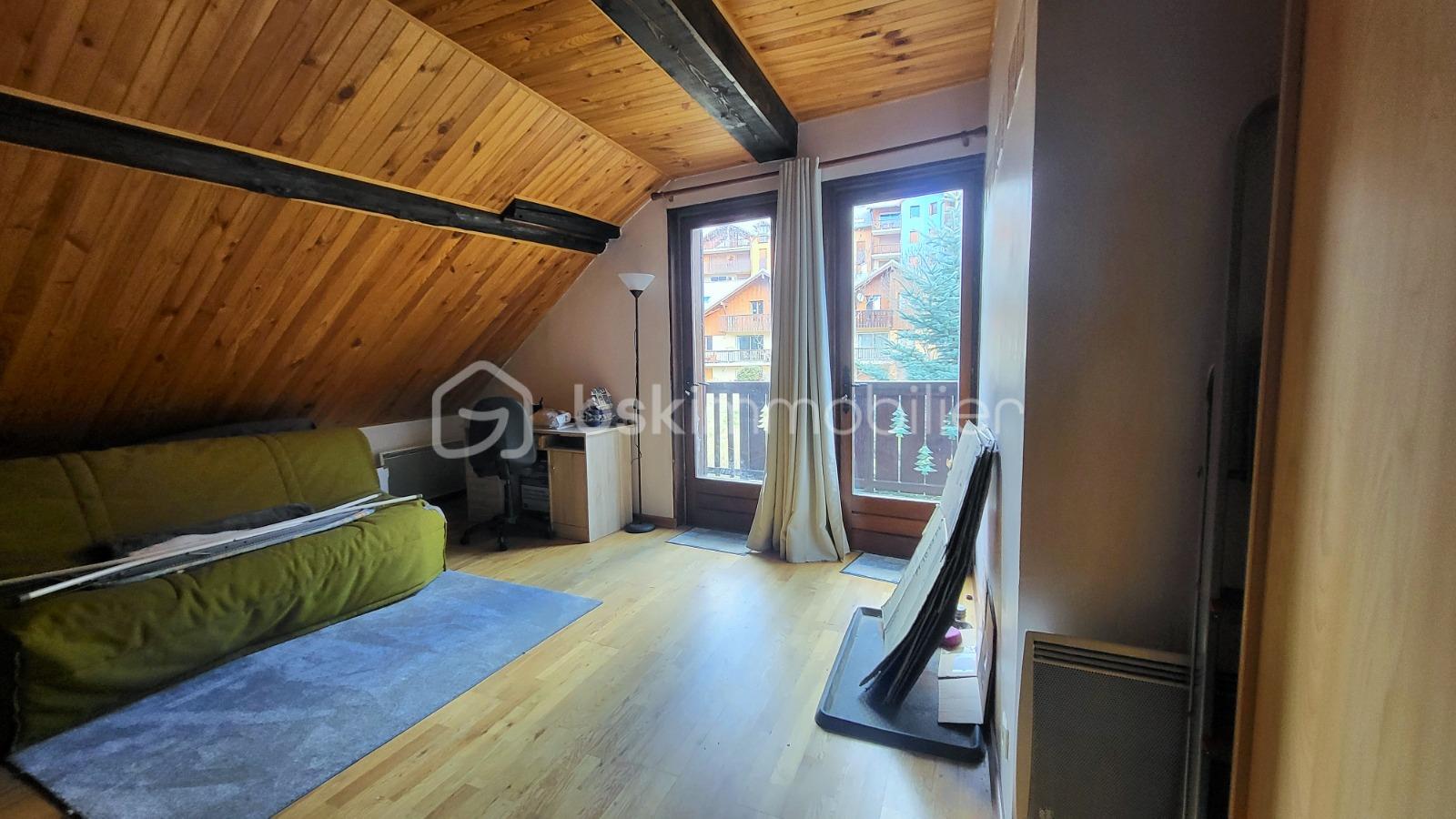 Maison traditionnelle de 275 m² - CHAMBRE 3.jpg