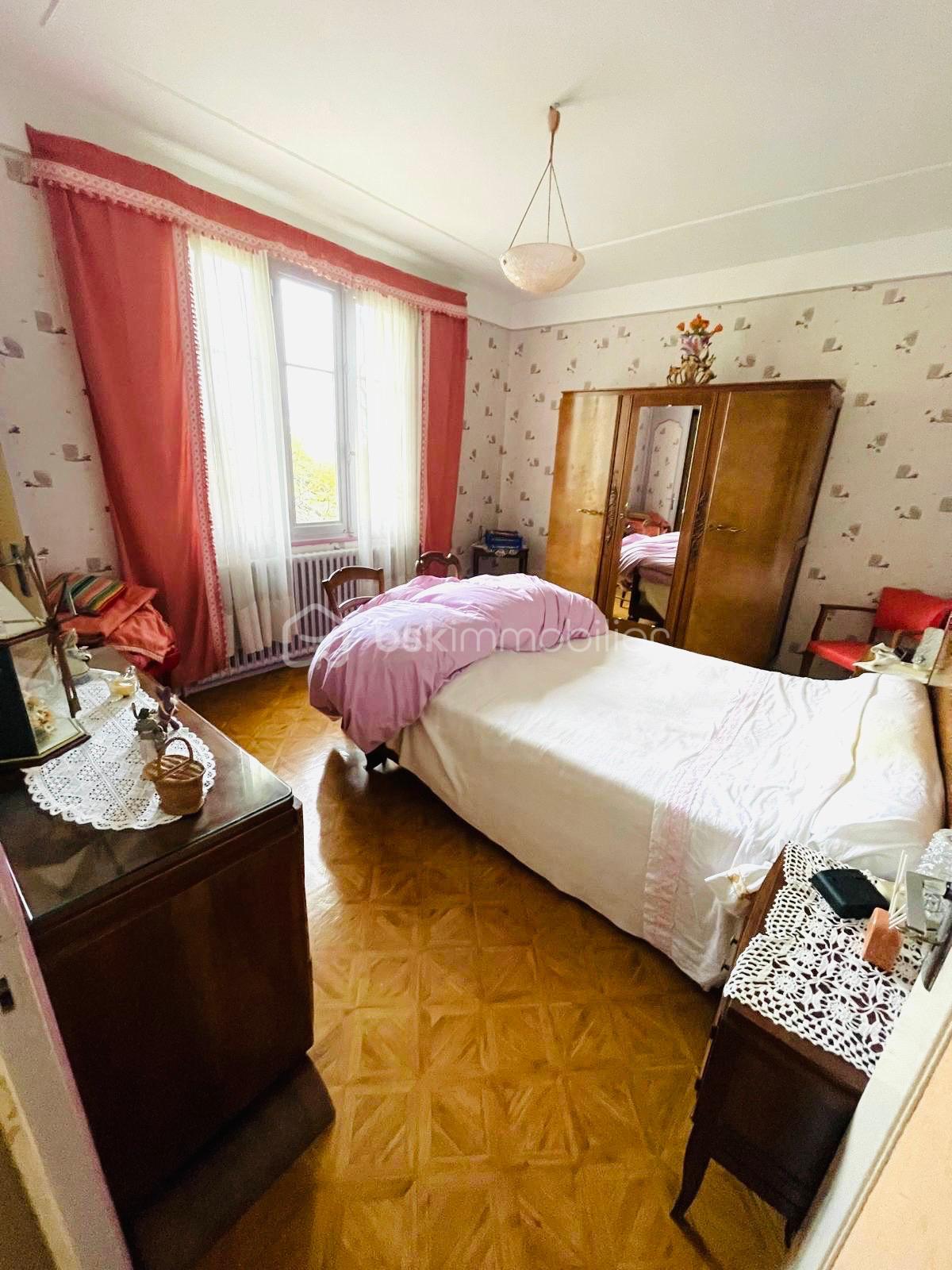 Maison ancienne de 90 m² - WhatsApp Image 2025-11-06 à 11.56.32_6602704e.jpg