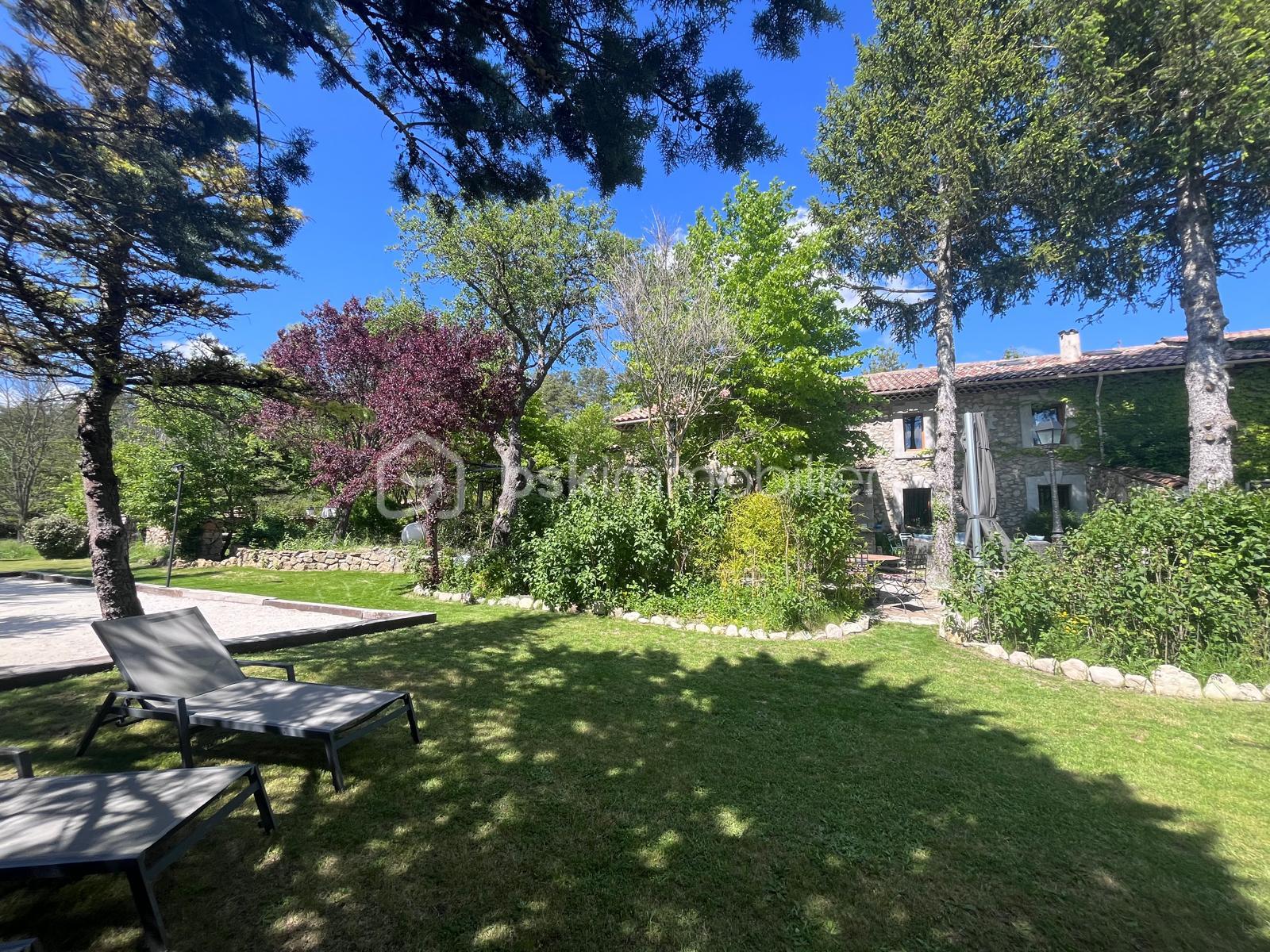 Bastide de 365 m² - 1741257509464.jpg