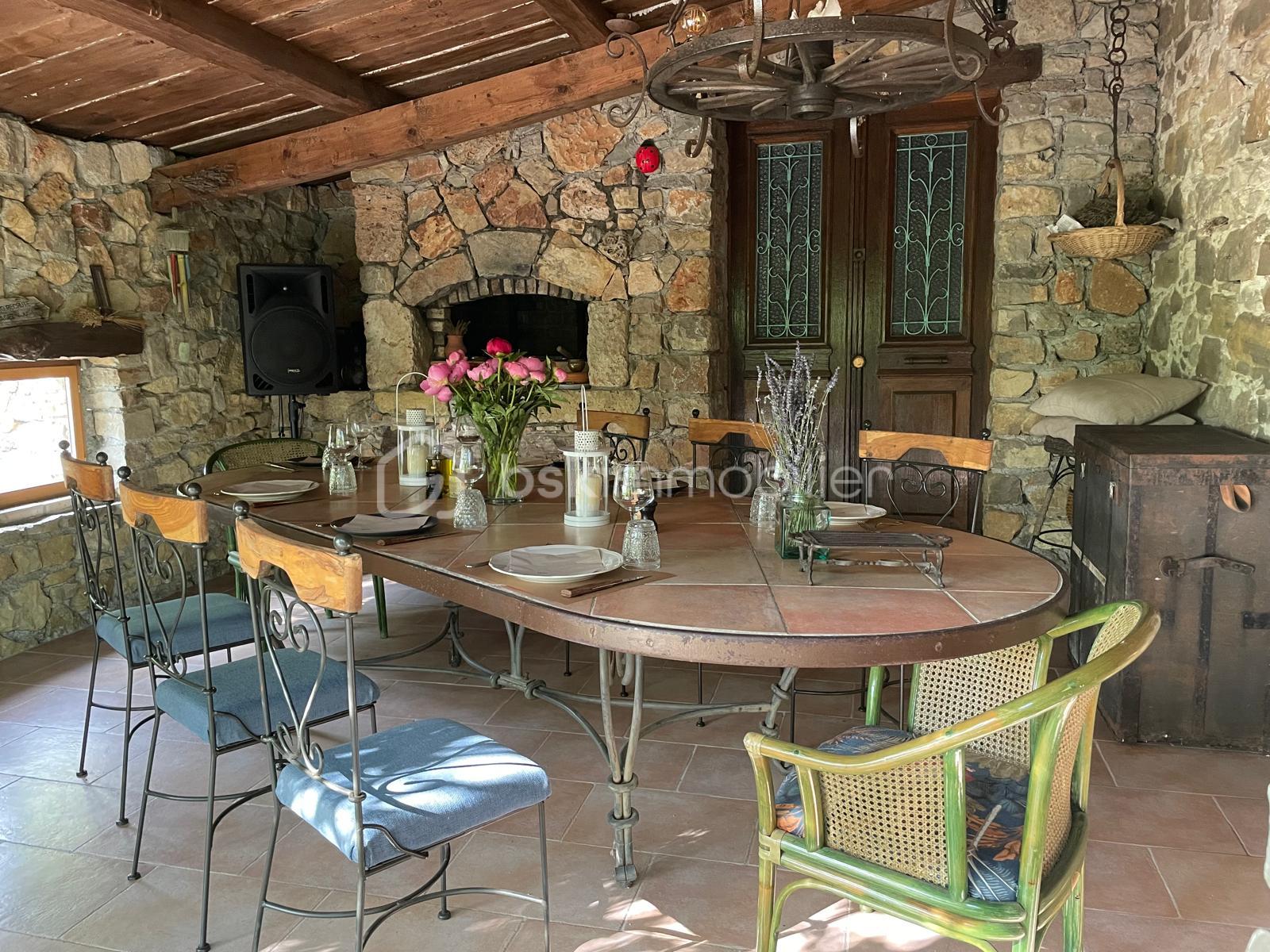 Bastide de 365 m² - 1741431569908.jpg