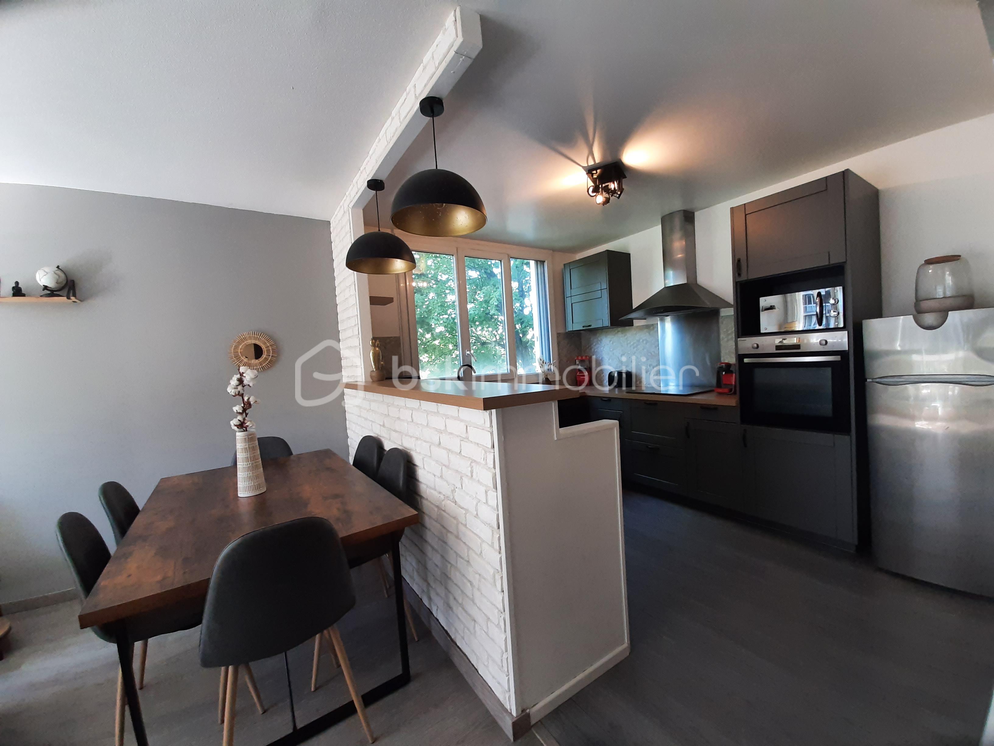 Appartement de 85,86 m² - cuisine large.jpg