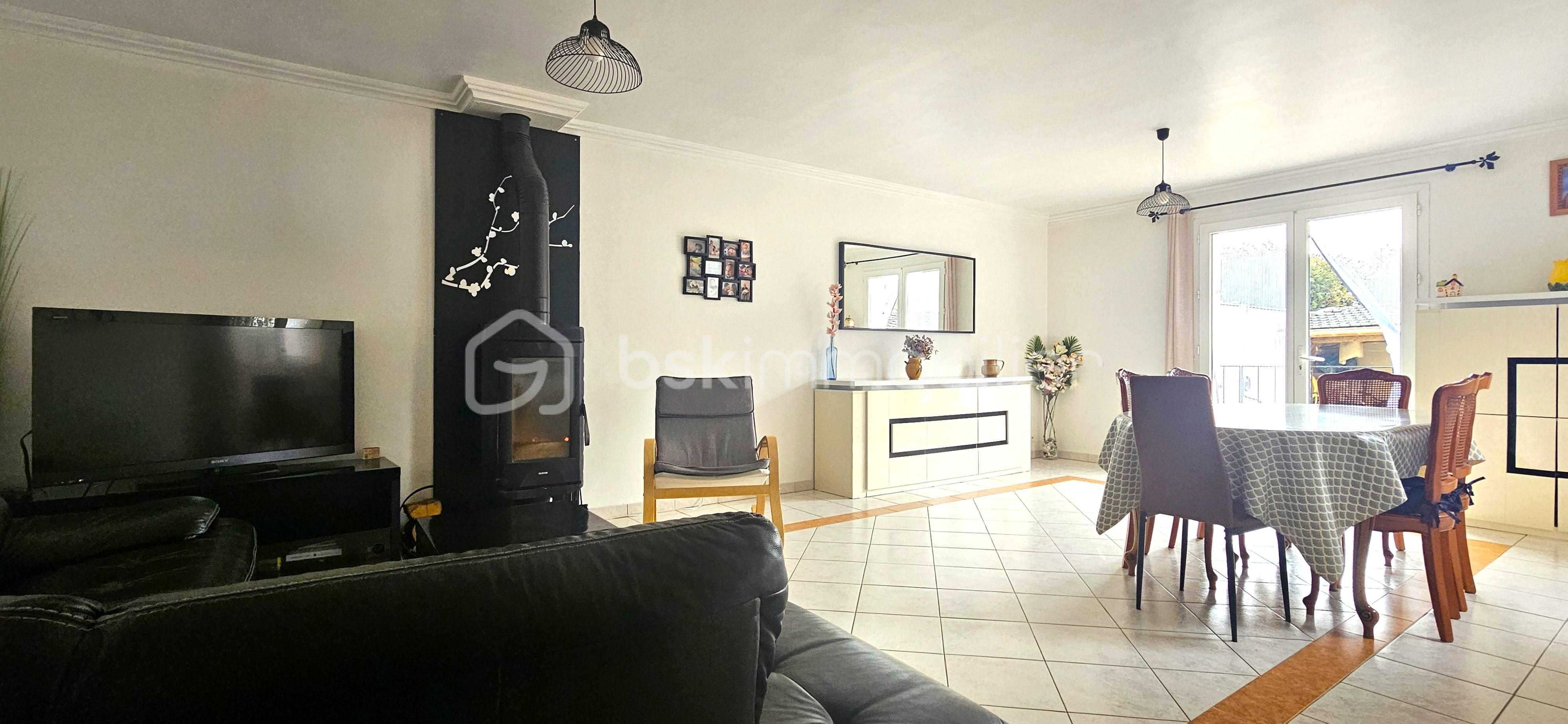 Maison de 120 m² - sejour 3.jpg