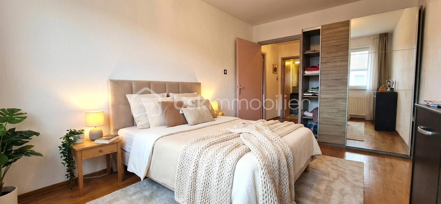 Appartement de 104,50 m² - home_staging_output_146 chambre 2.jpg