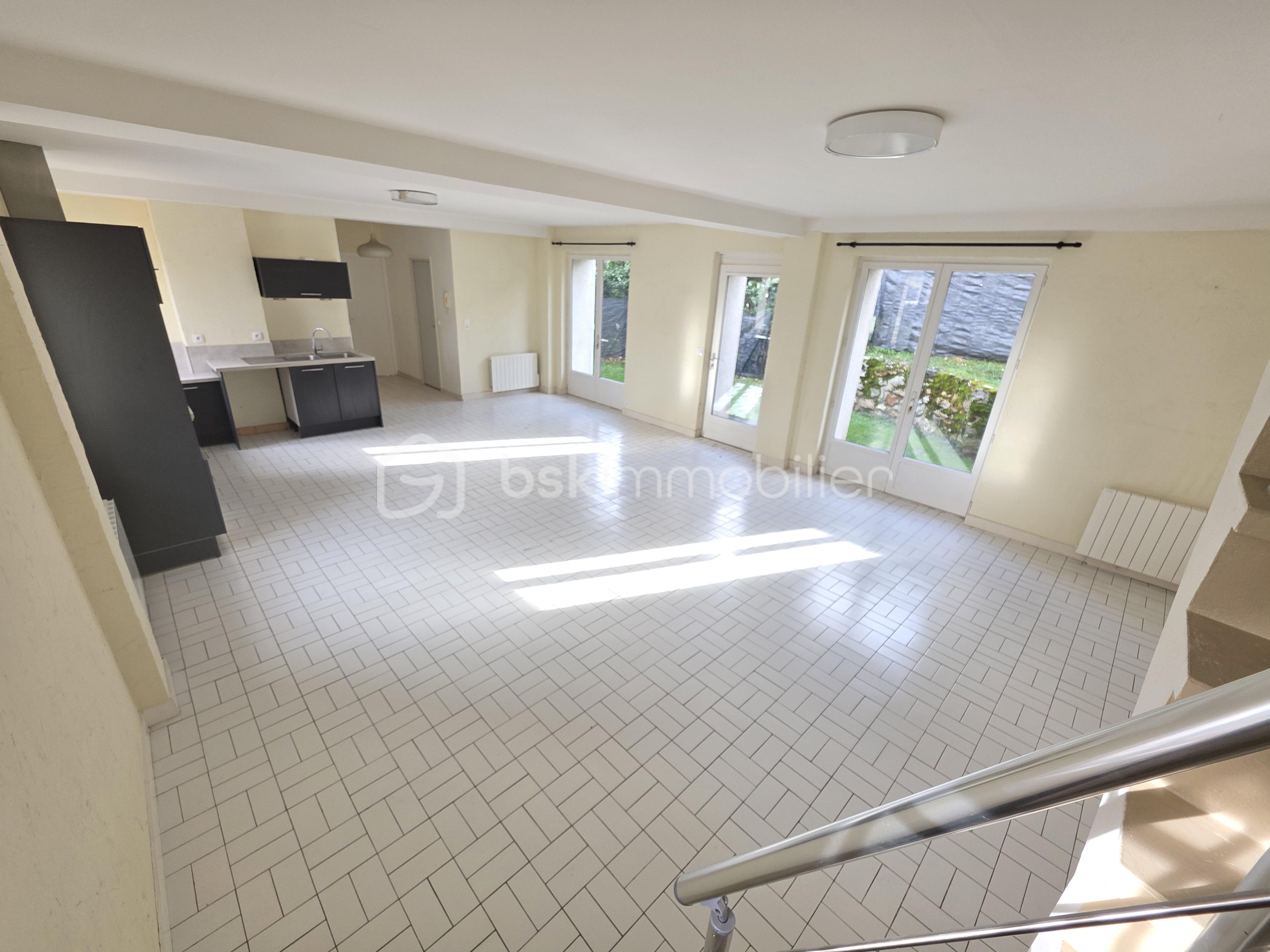 Maison de 110,60 m² - PHOTO SANS IA DU SEJOUR.jpg