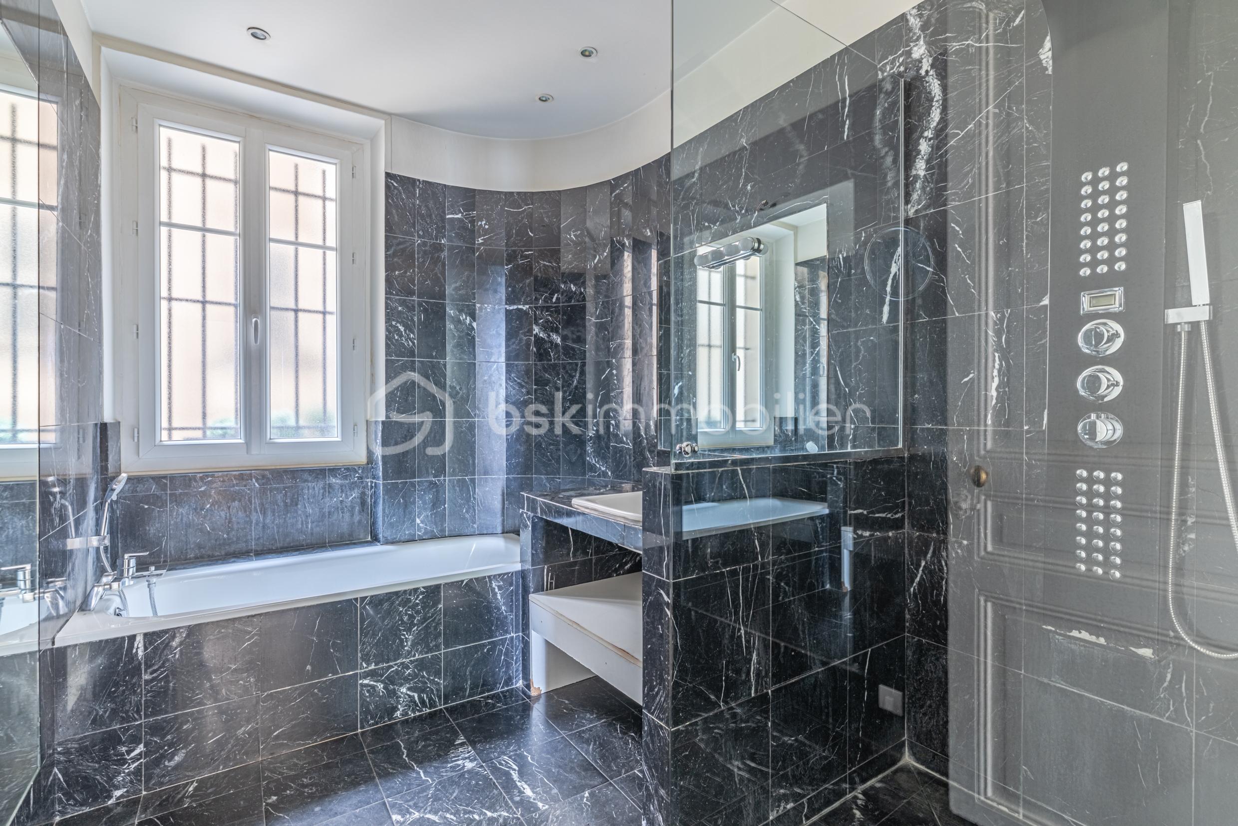 11-salle-de-bain.jpg