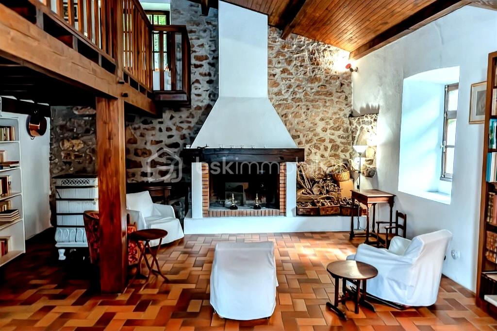 Domaine de 270 m² - liloo-downloader6yuwOJ