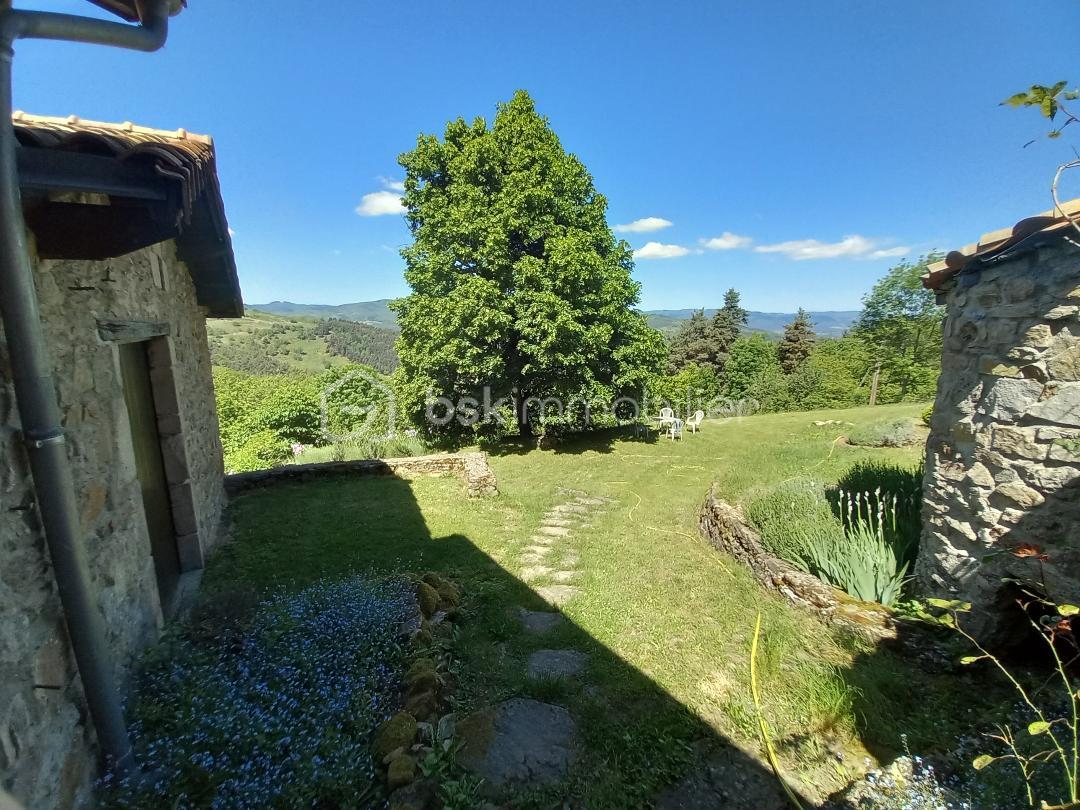 Domaine de 270 m² - T2.jpg