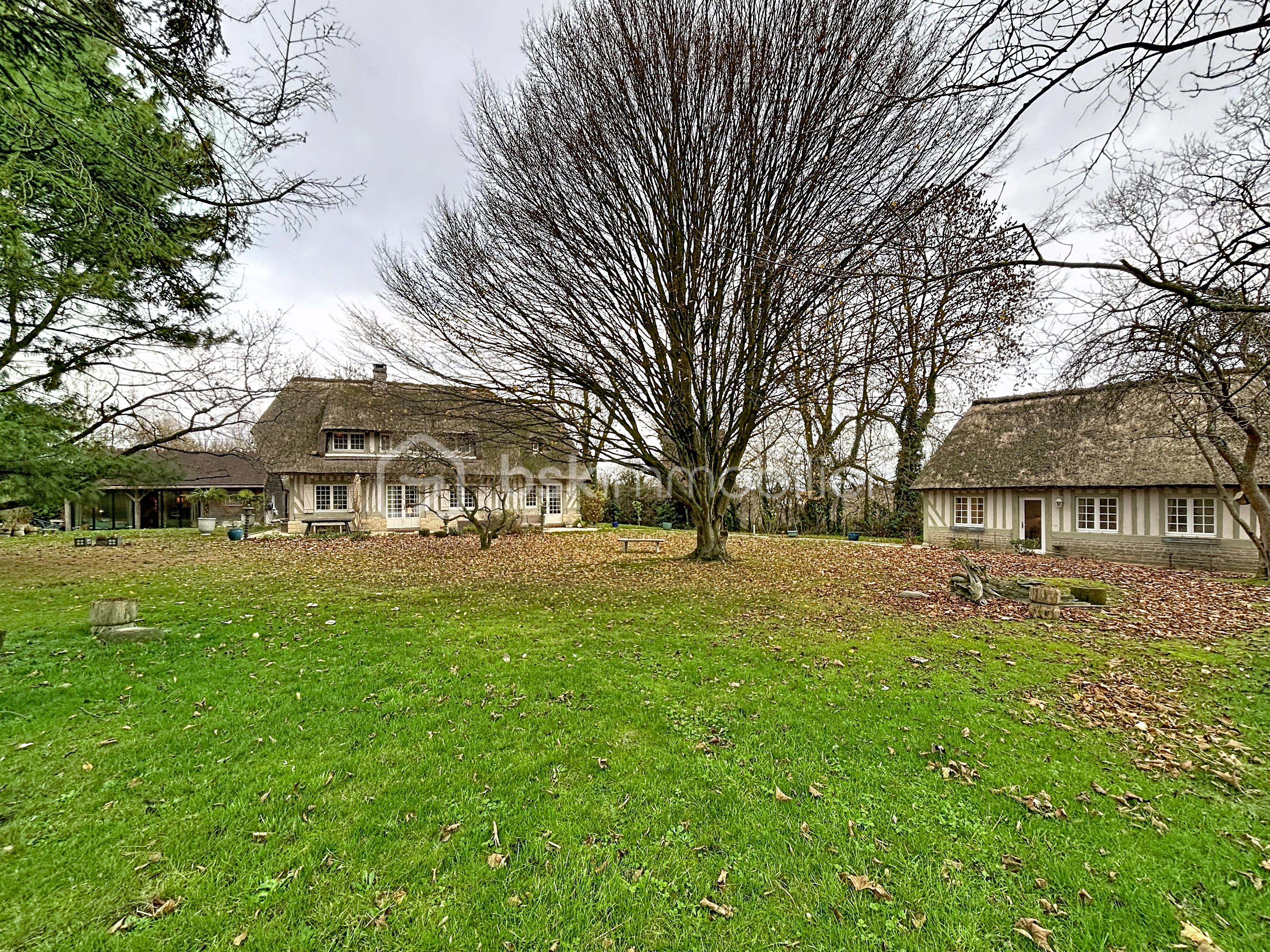 Maison traditionnelle de 210 m² - riviere-st-sauveur_00034.jpg