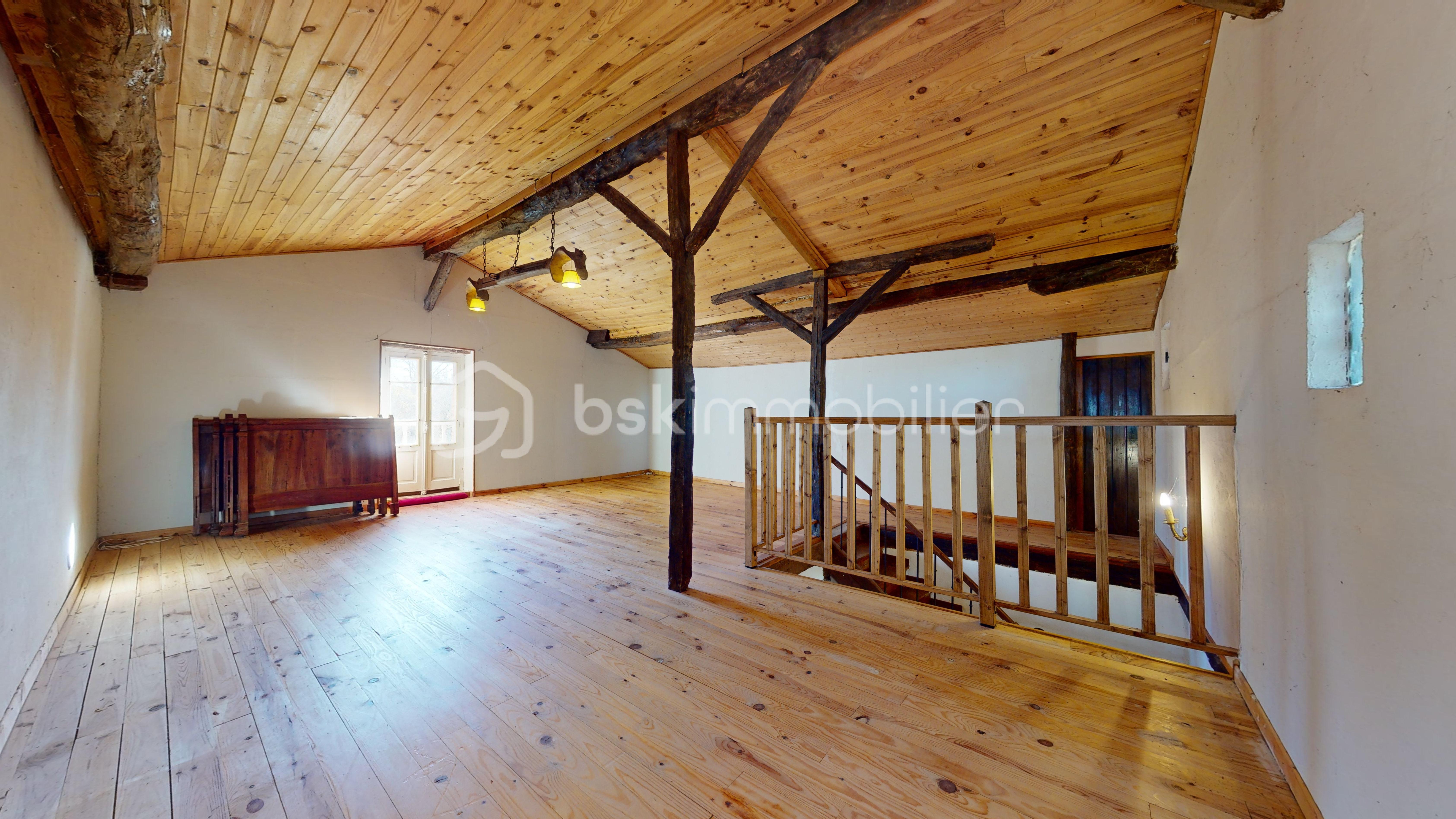 Maison de 196 m² - Pièce haut.jpg