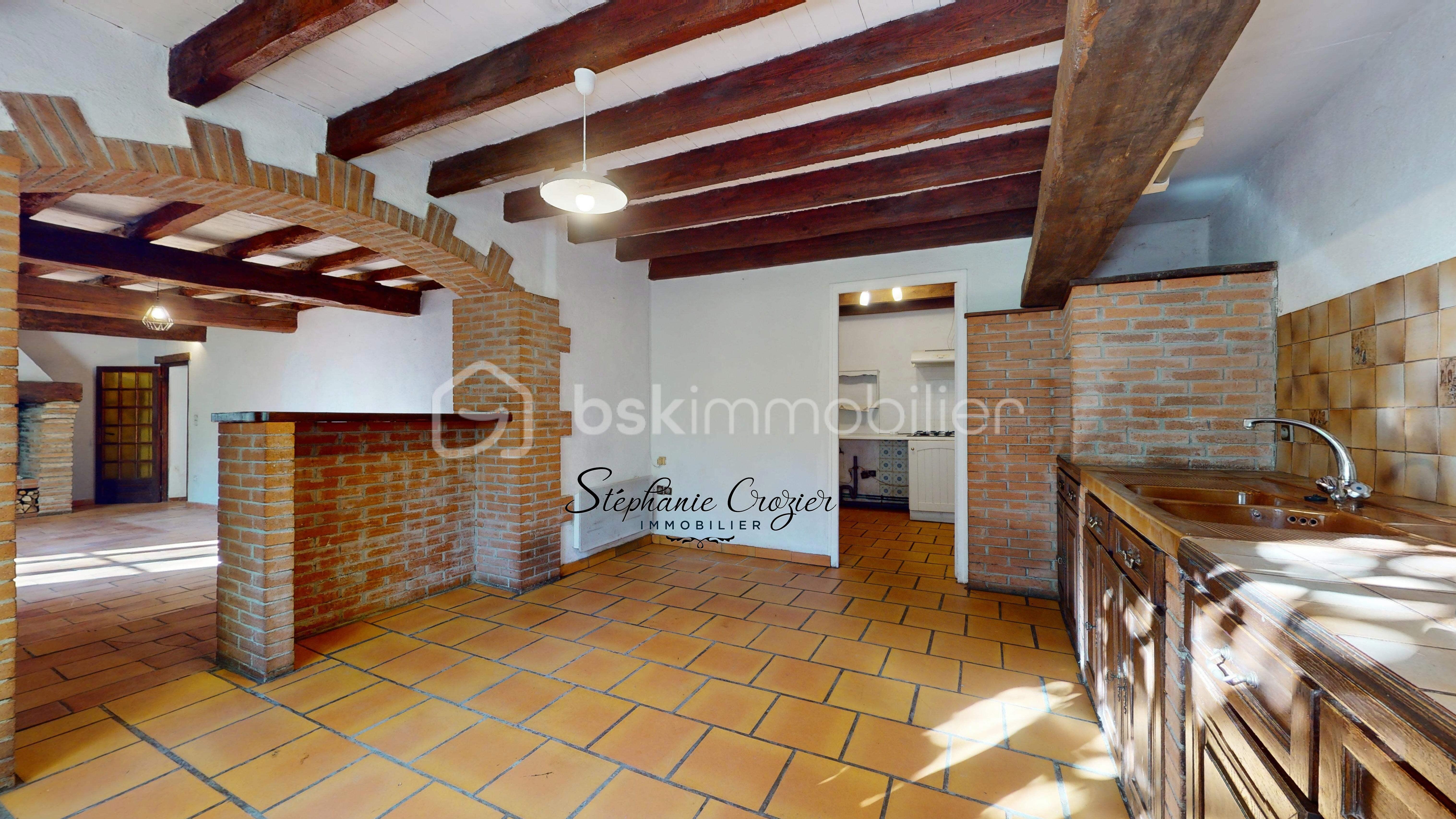 Maison de 196 m² - stéphanie_crozier_maison_tarabel_a_vendre (1).jpg