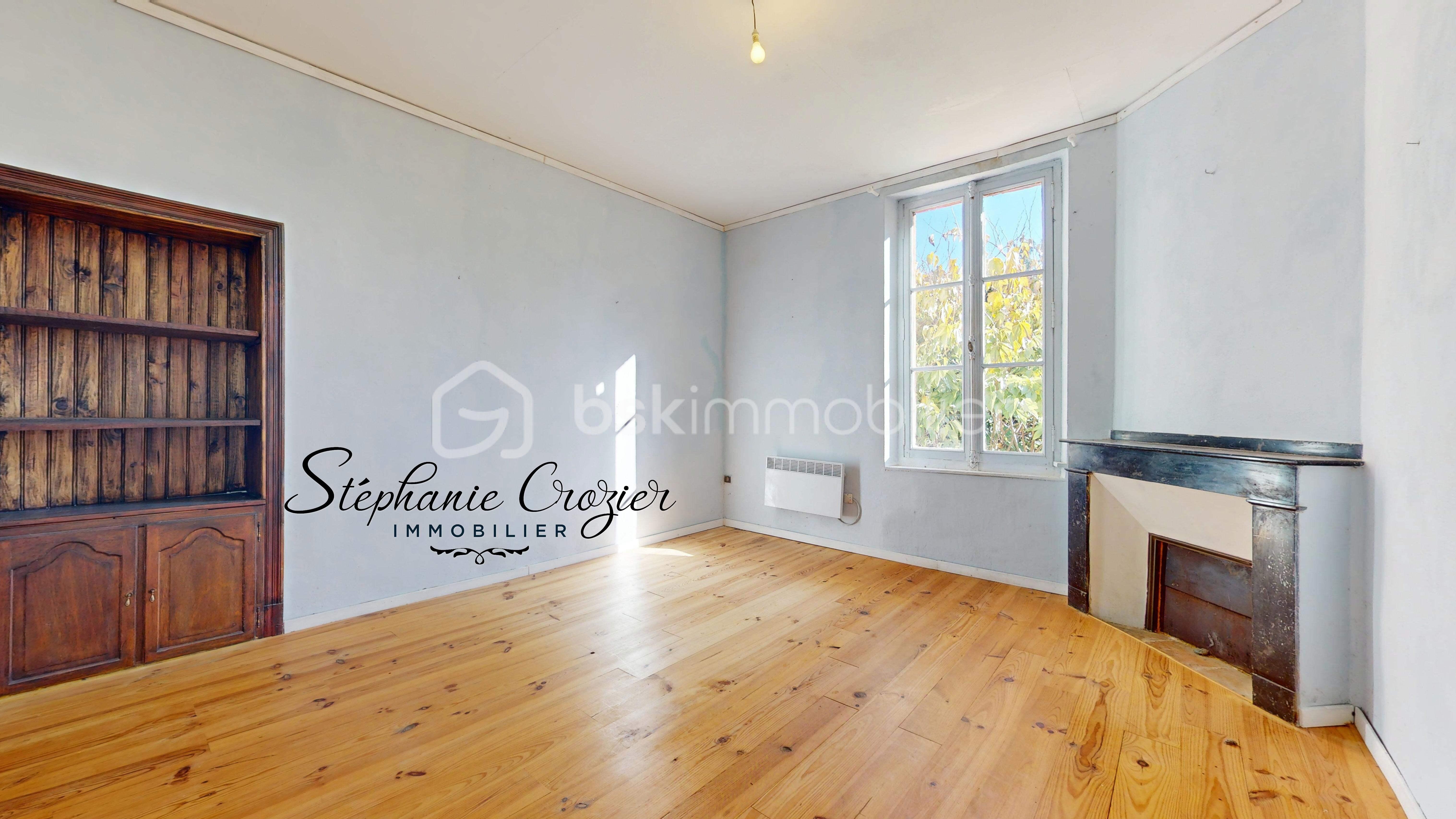 Maison de 196 m² - stéphanie_crozier_maison_tarabel_a_vendre (10).jpg