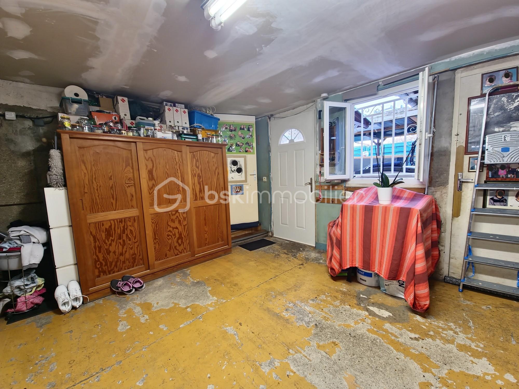 Maison de 107 m² - 8 PIECE.jpg