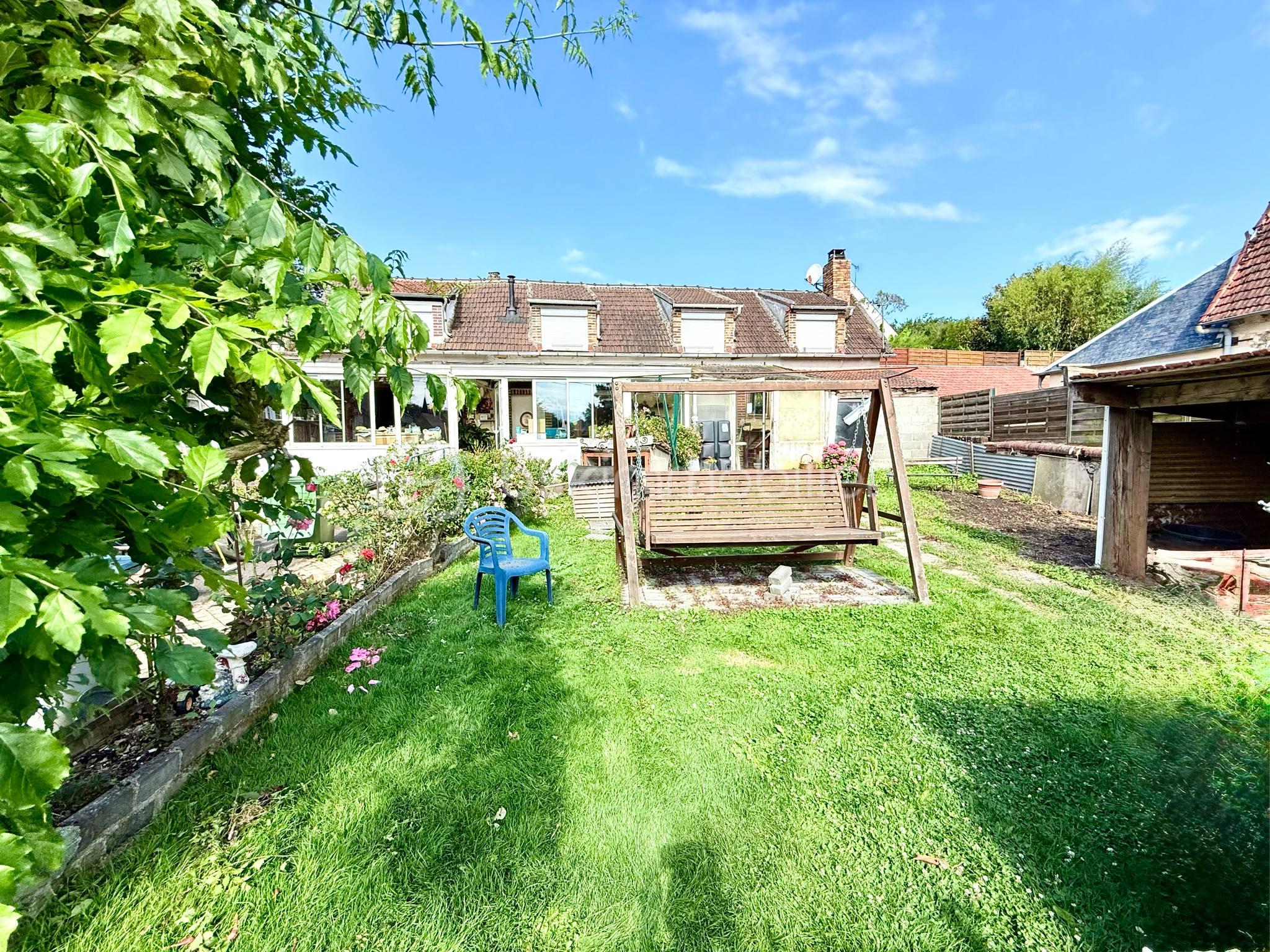 Maison de 112 m² - c8d929cb-d5f6-4546-9d87-299d96a821f4.jpg