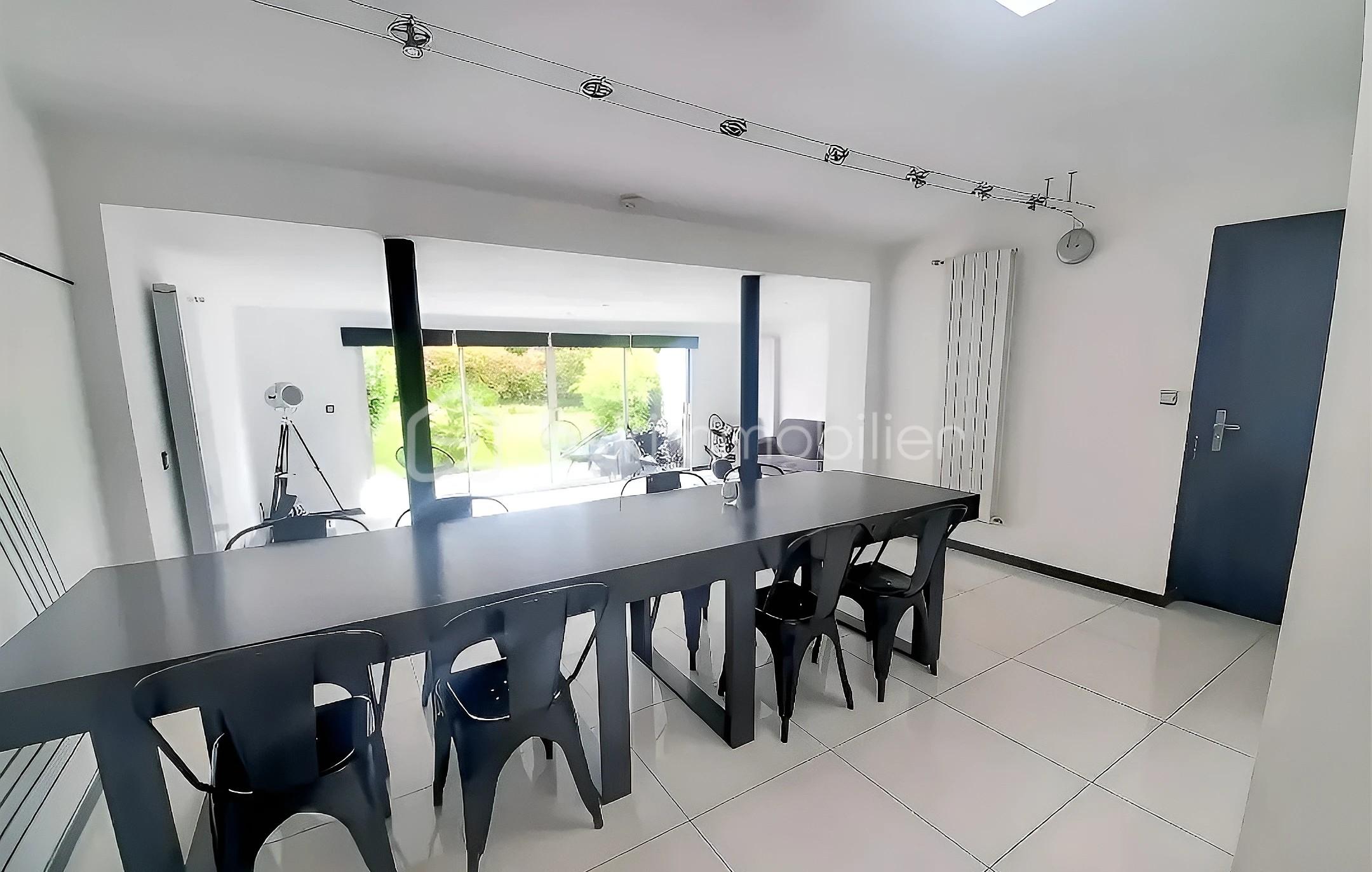 Maison de village de 124,50 m² - SOUCHEZ IG SAM OK EN L ETAT V SALON.jpg