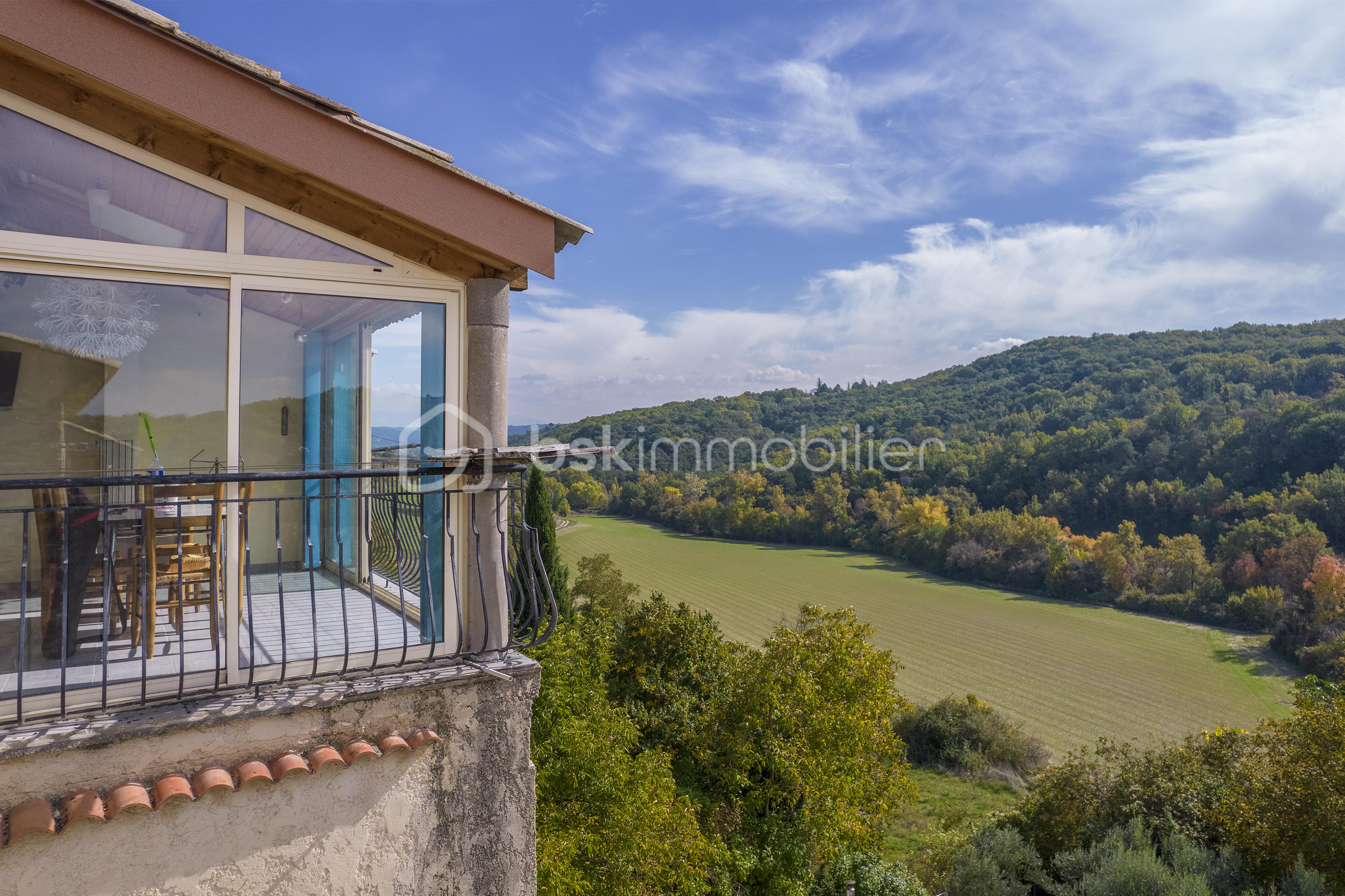Maison de village de 154 m² - 4-vue profil terrasse.jpg