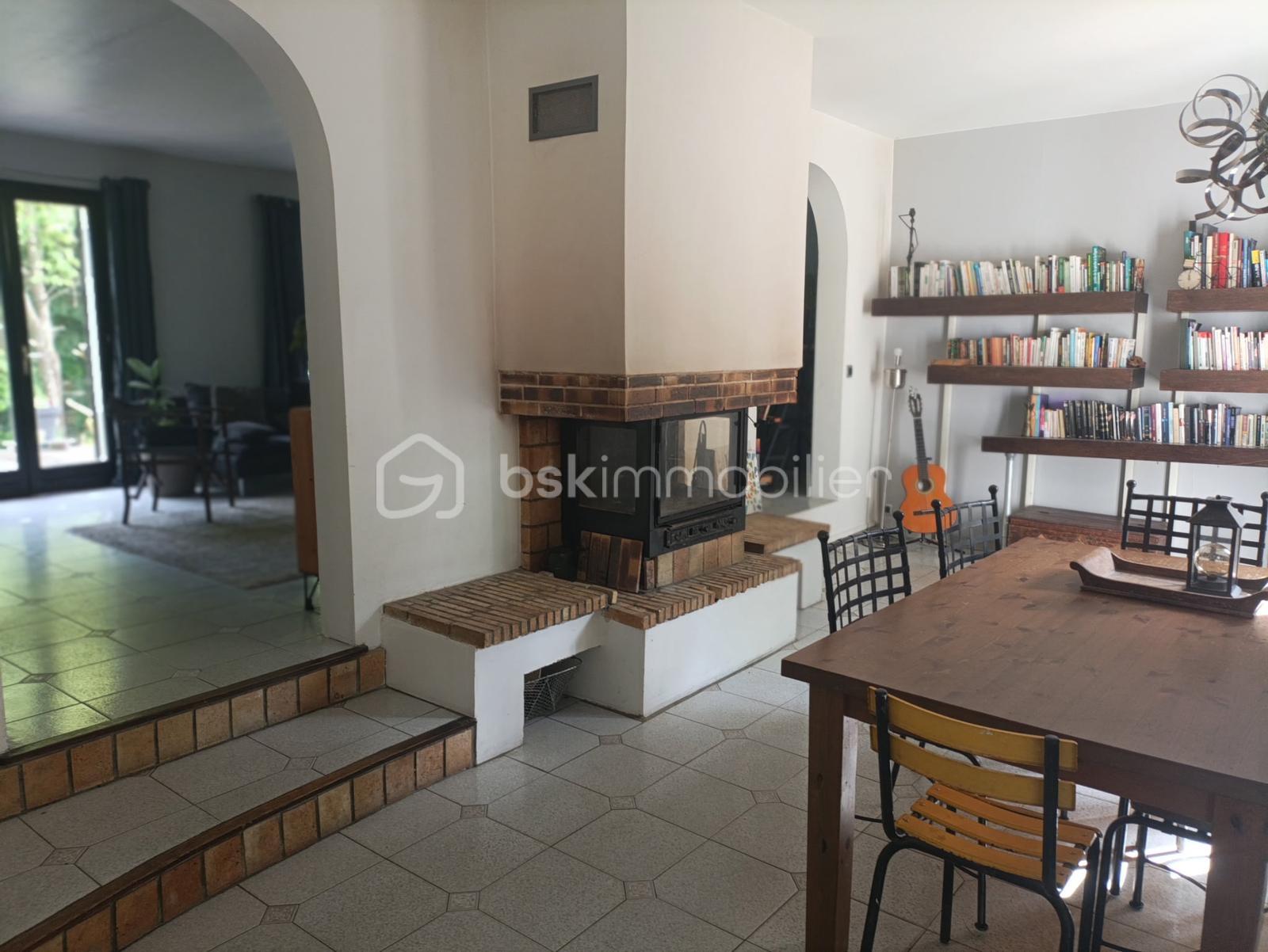 Cheminée séjour.jpeg