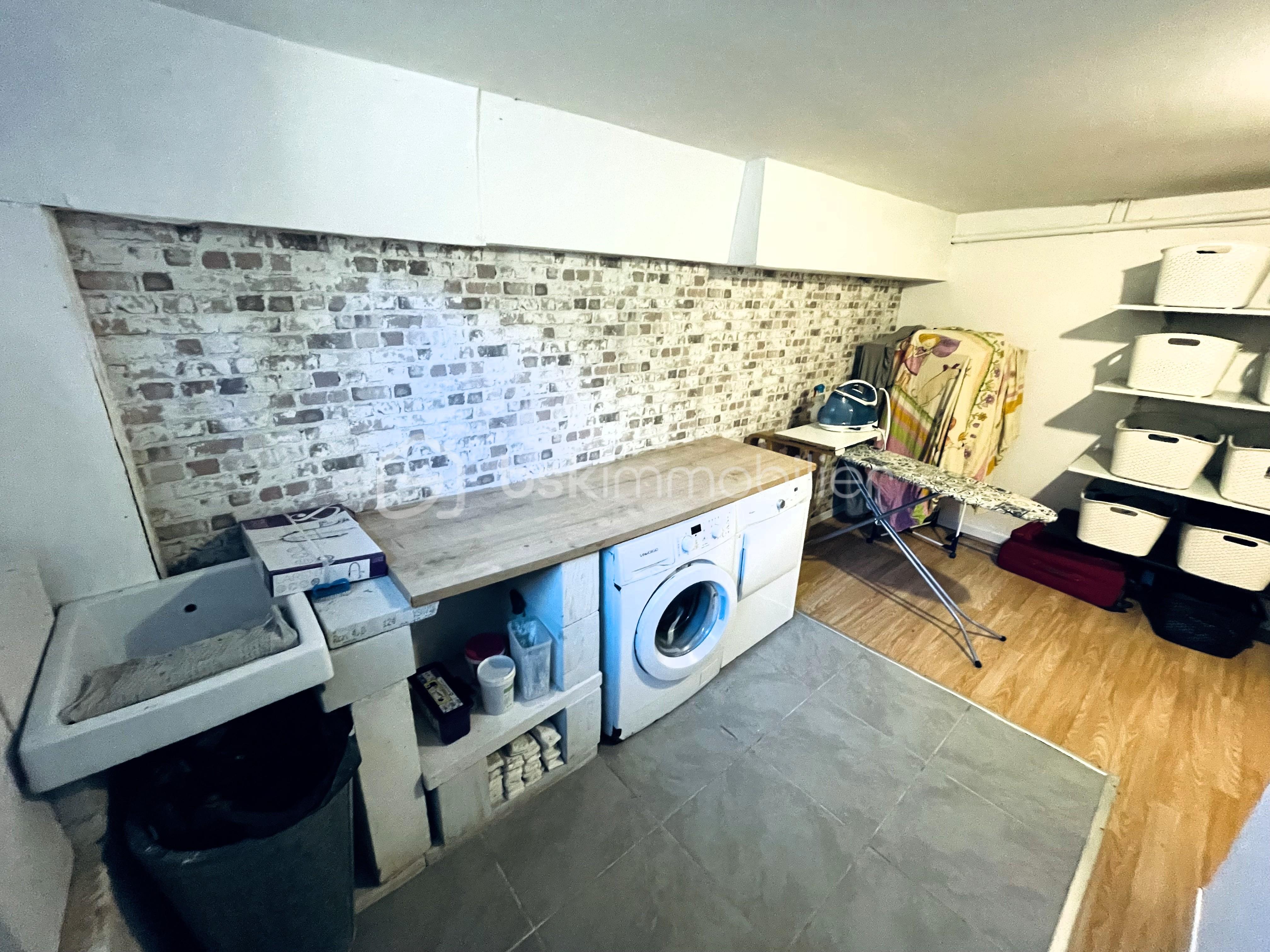 Sous sol buanderie.jpeg