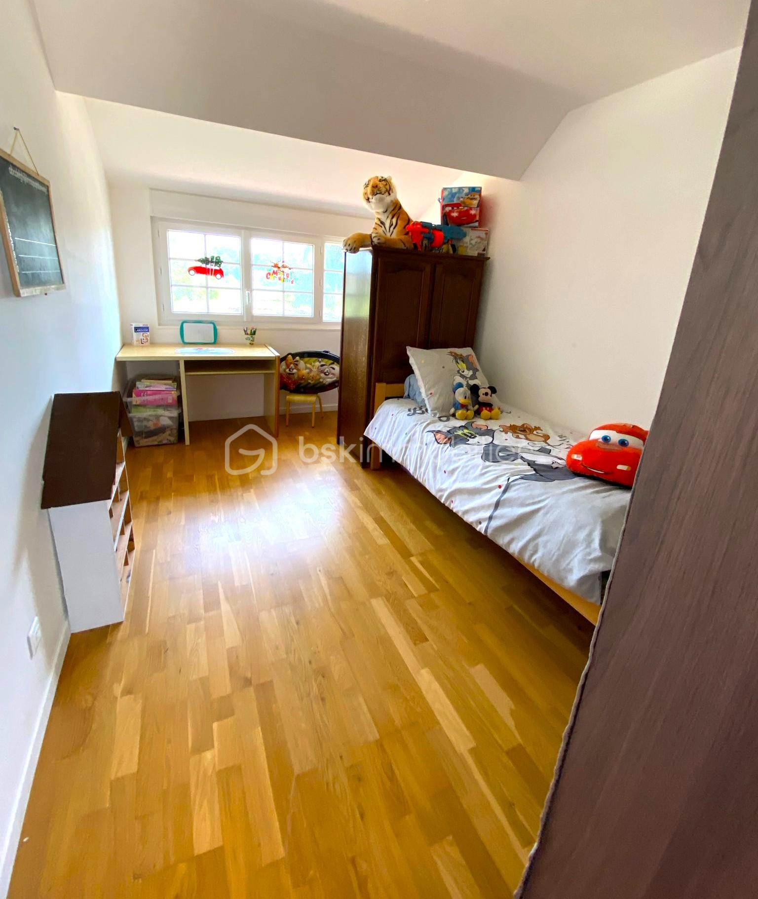 chambre etage 2.jpeg
