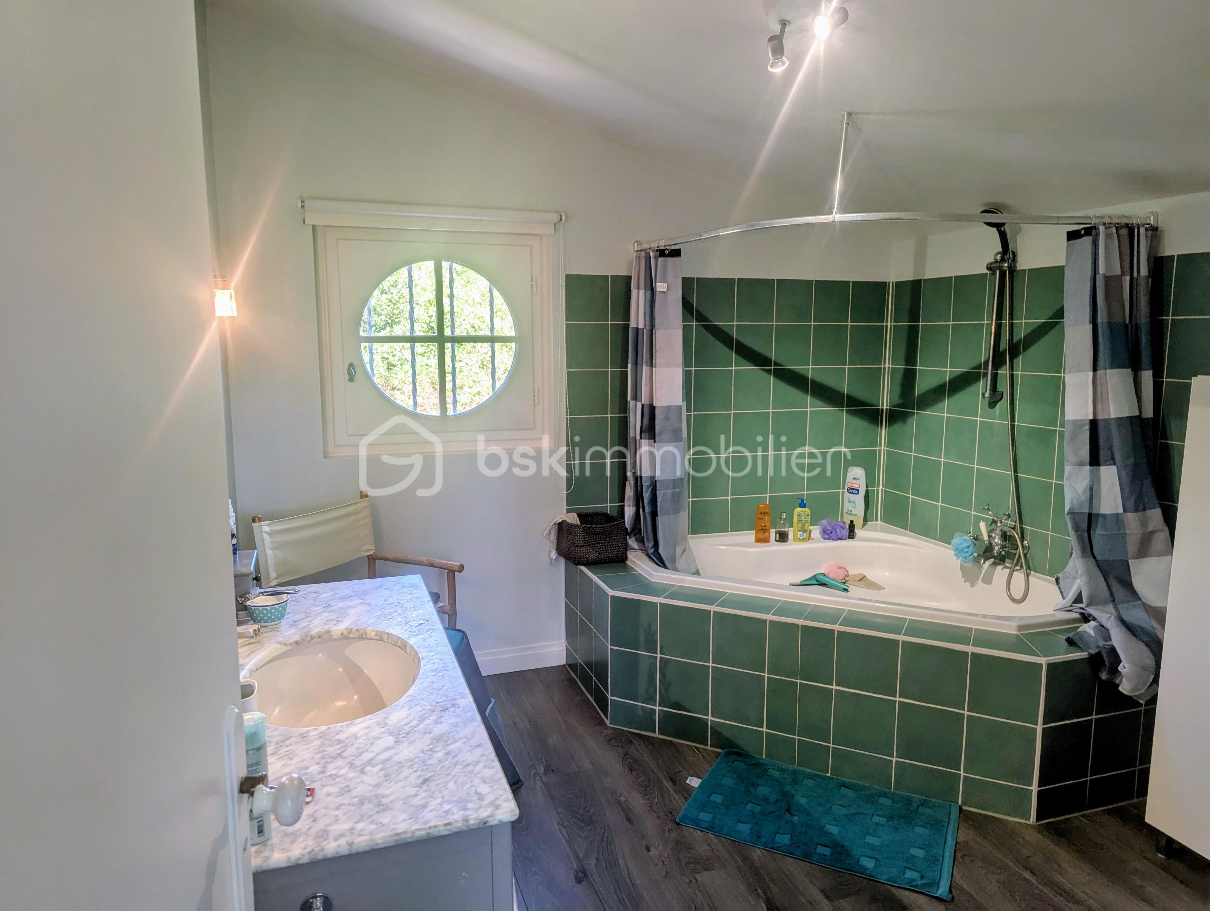 Maison en pierre de 98 m² - b86ccfca-548f-44a0-a3ab-ef4647757adc~1.jpg