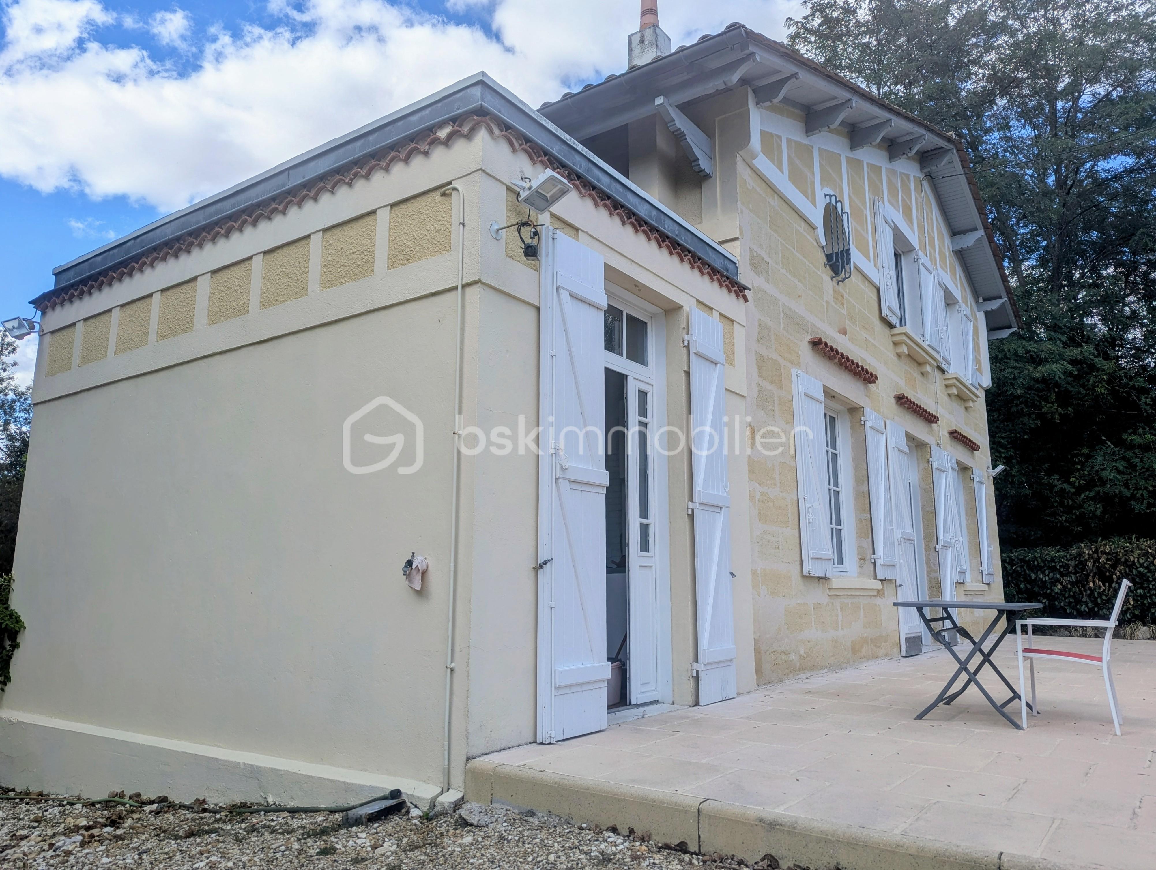 Maison en pierre de 98 m² - 75aef425-b2c1-4df1-997e-00a96bfd7a5a~1.jpg