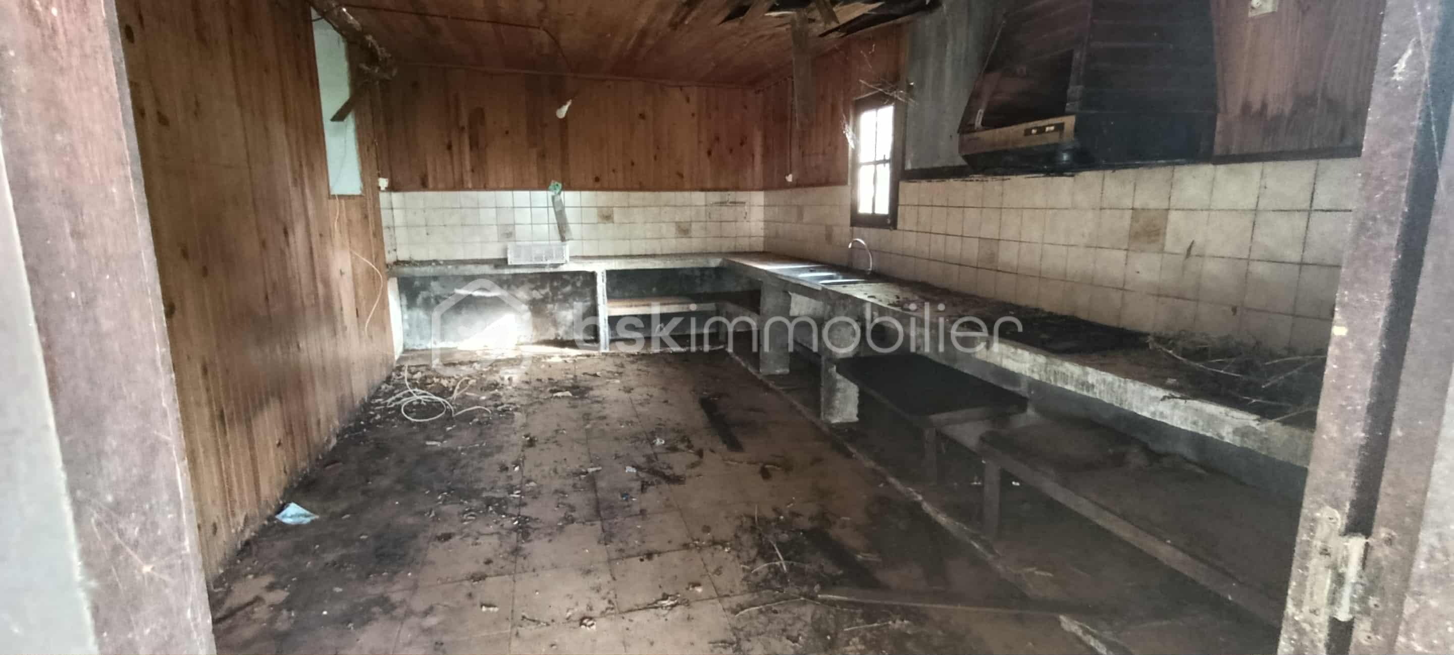 Terrain de 580 m² - abd8bd33-60b8-4072-9b2f-bd93721fd4f2.jpg