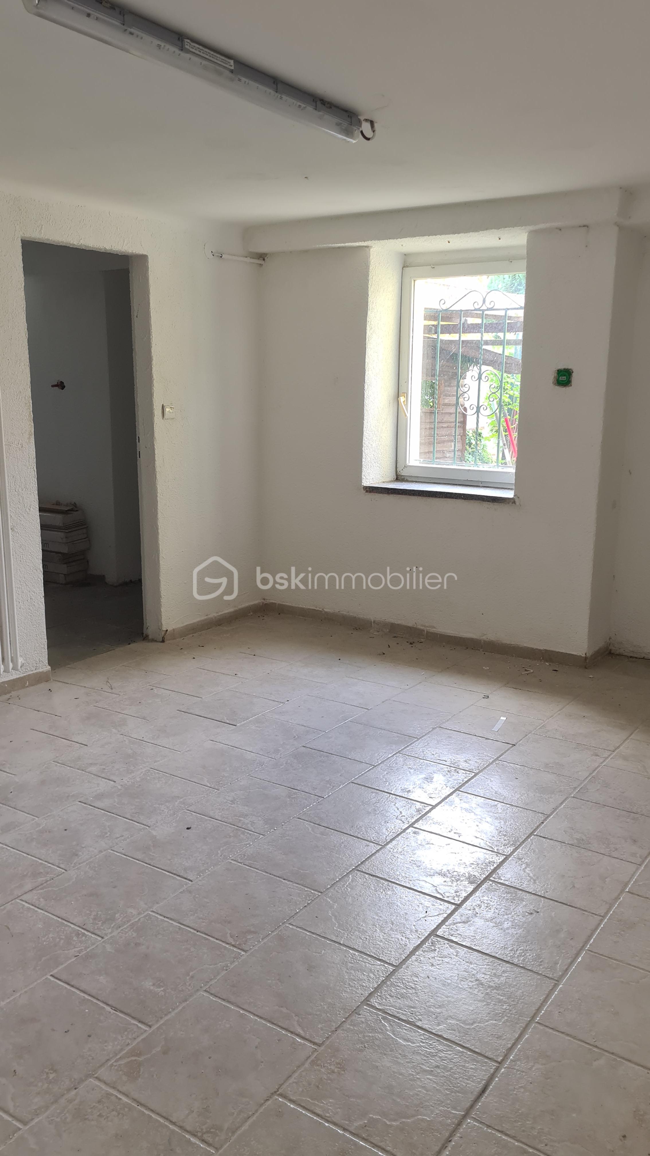 Immeuble de 175 m² - 20251015_160502.jpg