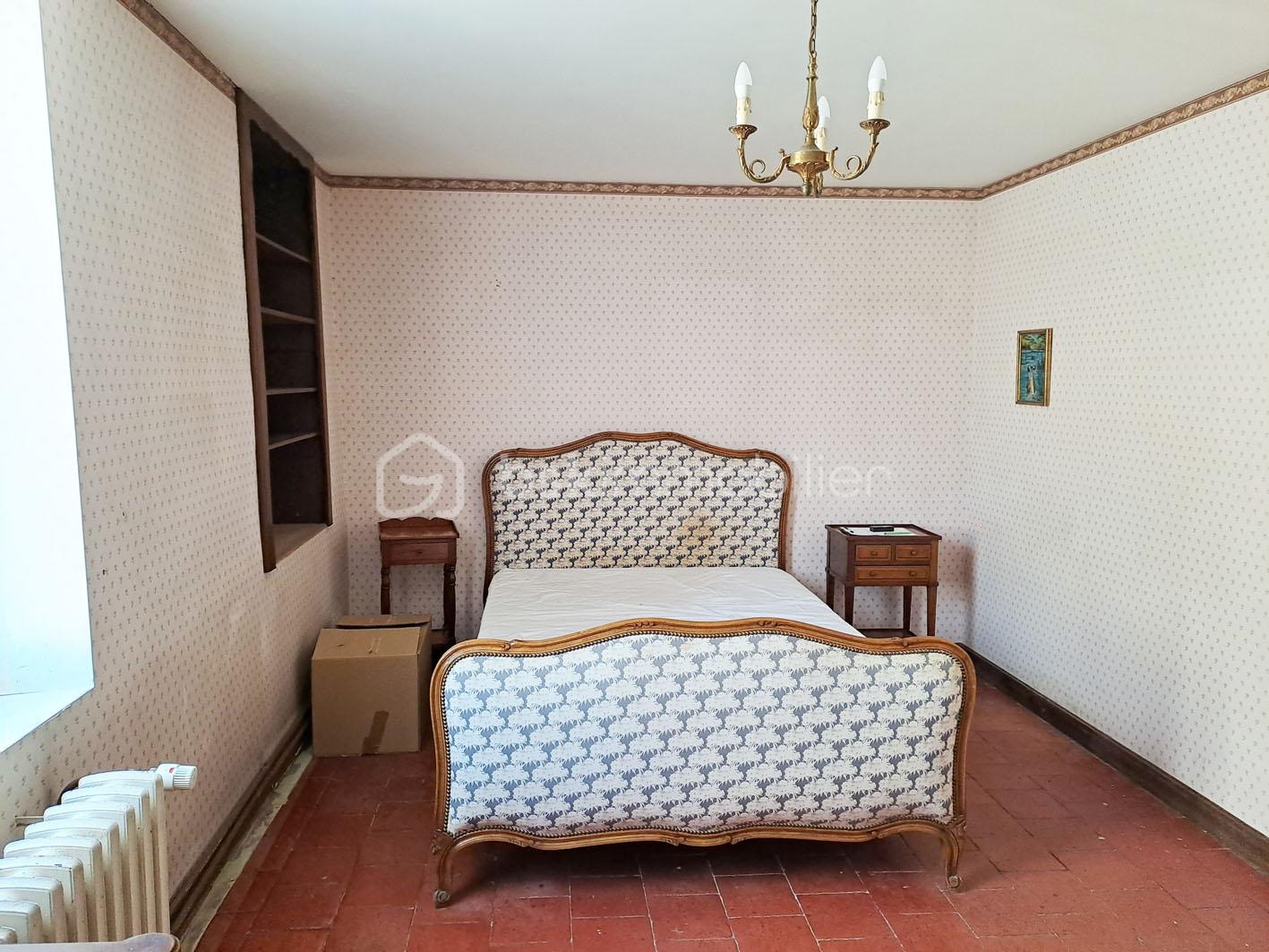 Maison en pierre de 151 m² - 09 CHAMBRE A 2.jpg