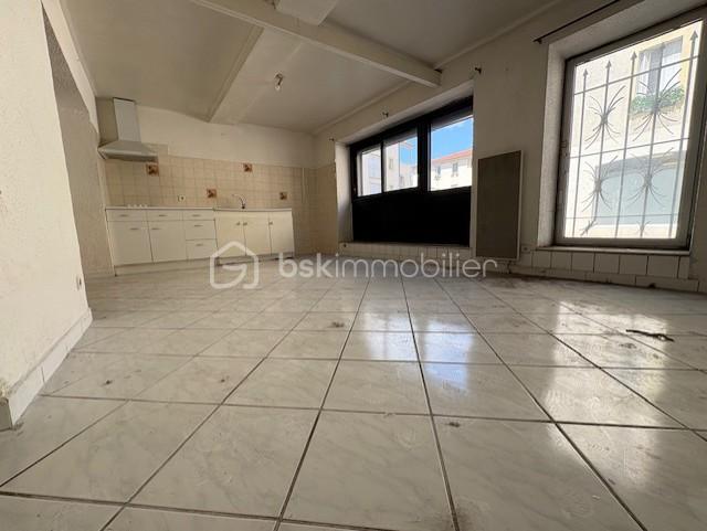 Maison de village de 130 m² - 7 IZARD.jpg