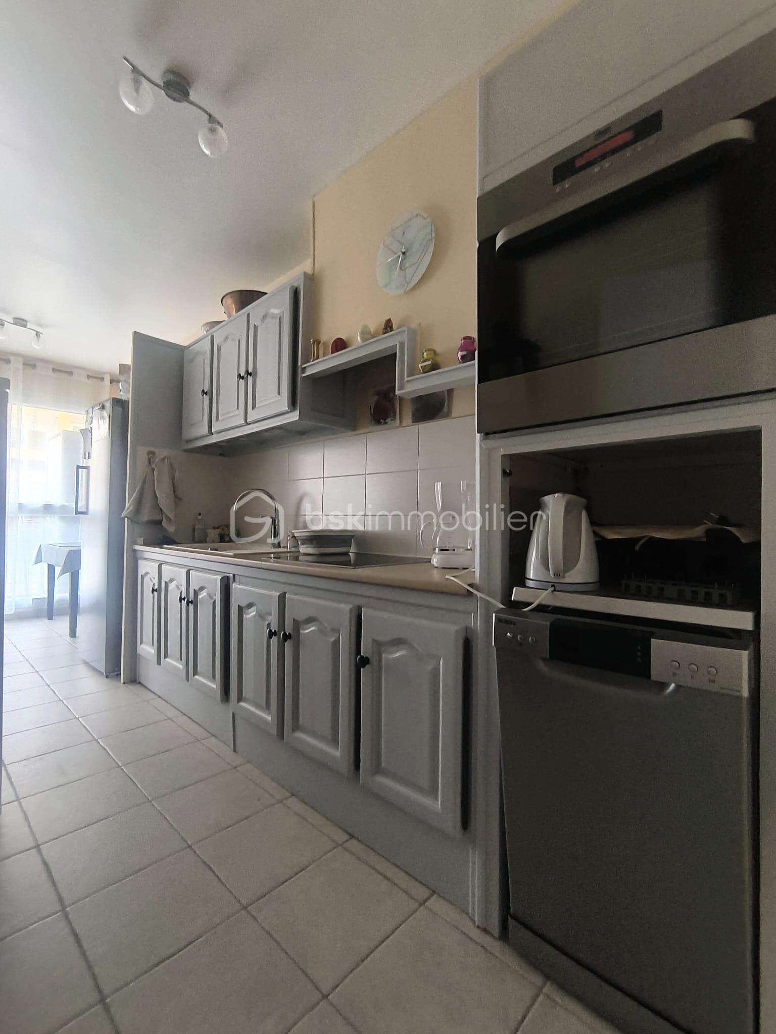 Appartement de 70 m² - oWbBZNTnsqkMDipHRN9zXxPqzLD9LjiriX2xvbrr.jpg