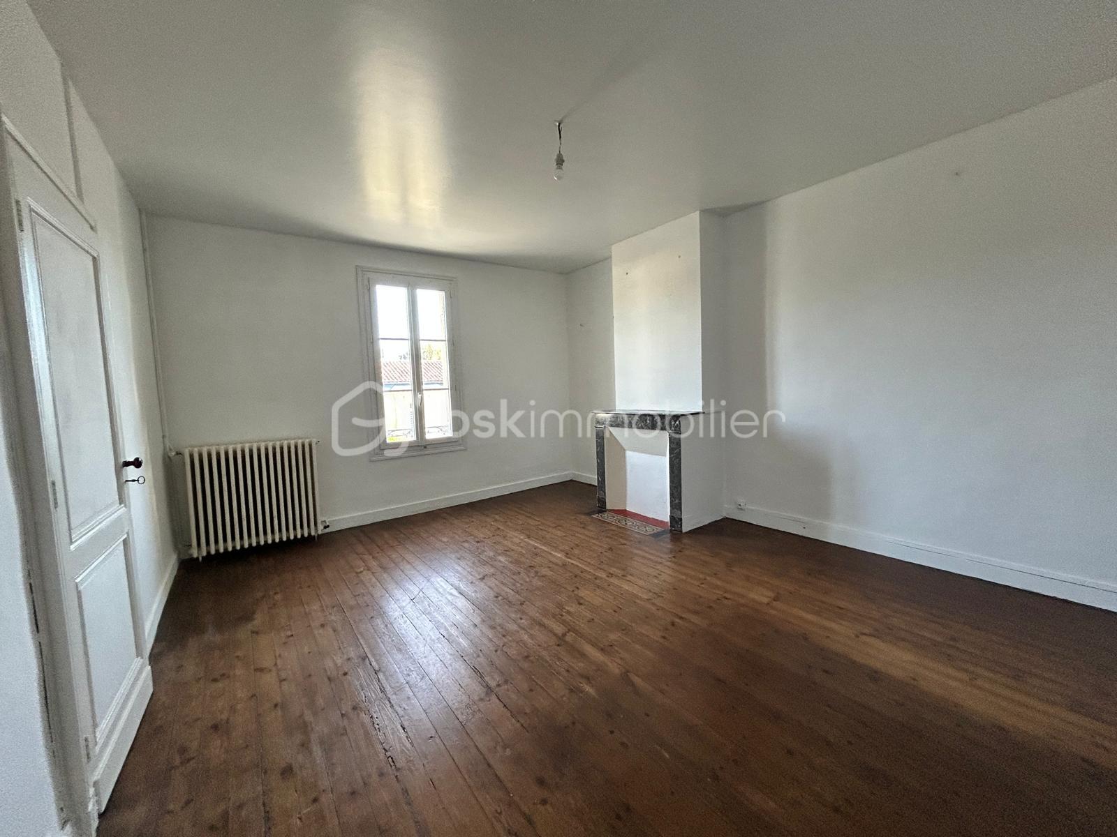 Maison en pierre de 201 m² - CH3.jpg