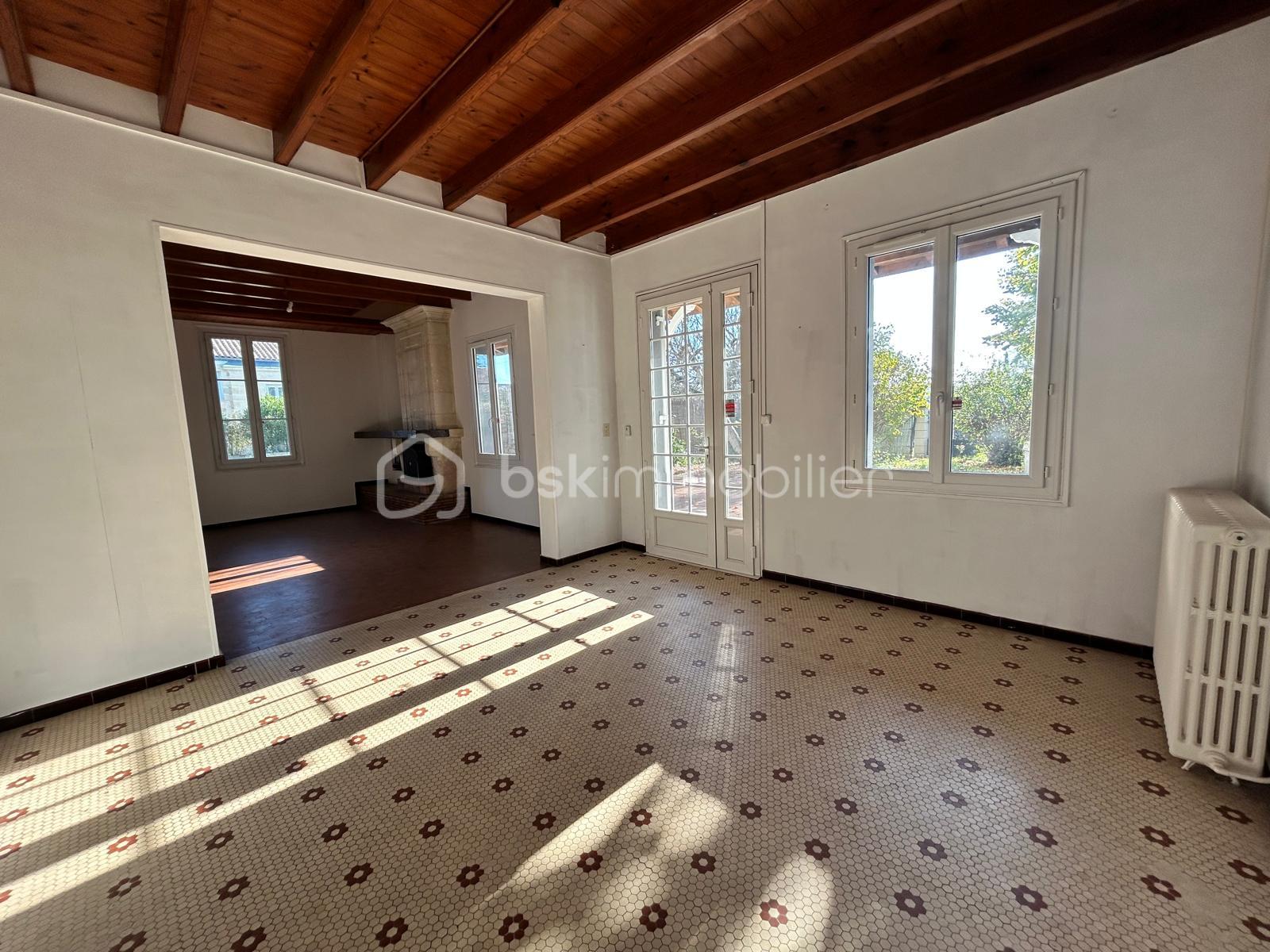 Maison en pierre de 201 m² - 1.jpg