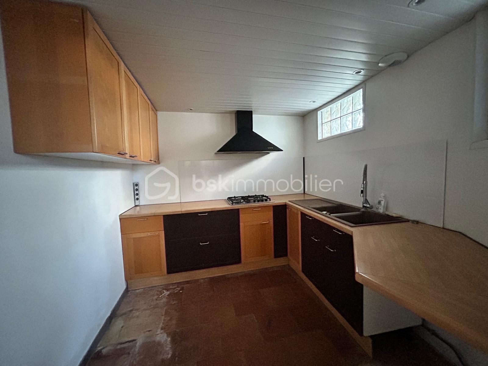 Maison en pierre de 201 m² - CUISINE.jpg