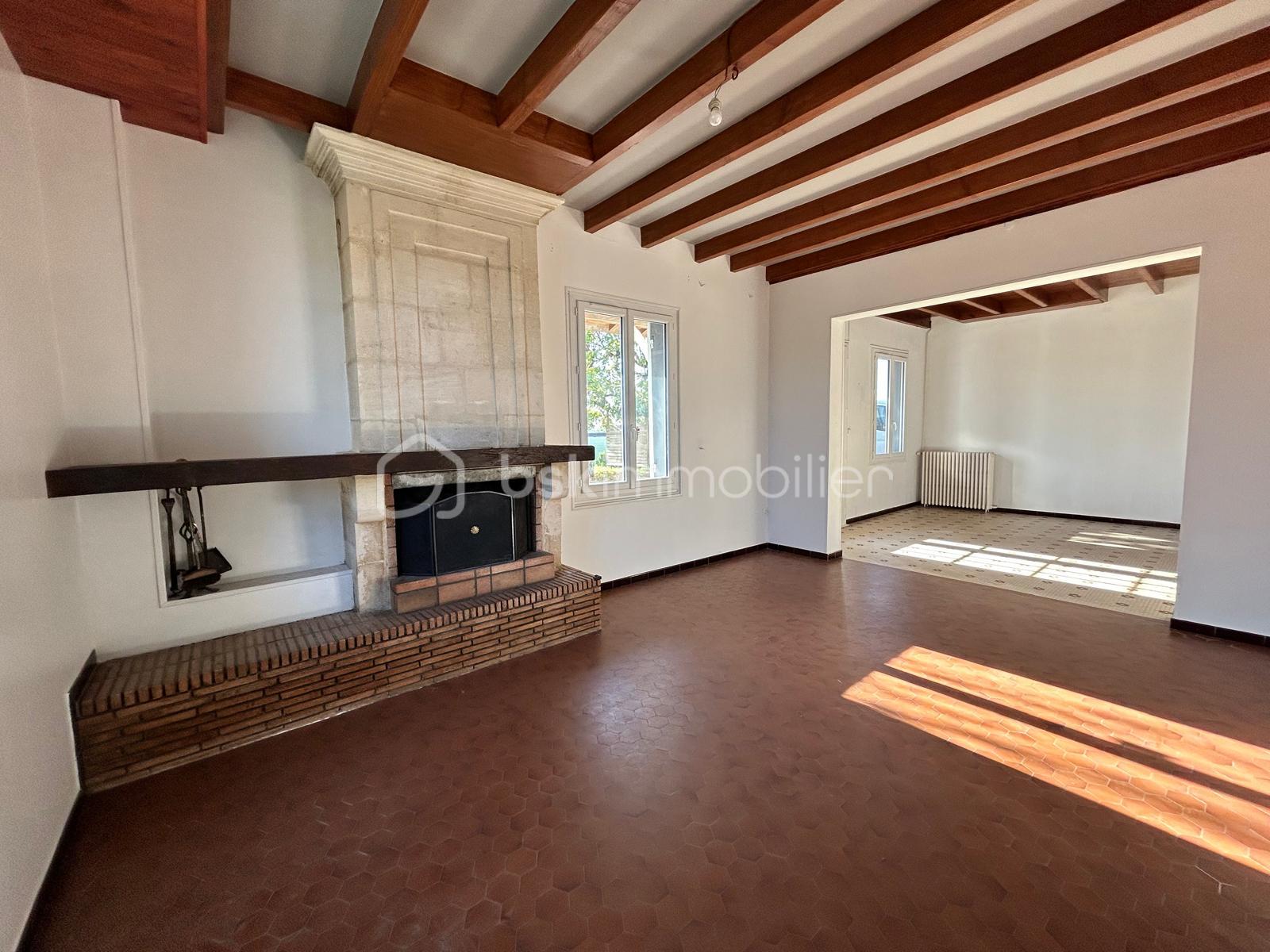 Maison en pierre de 201 m² - 4.jpg