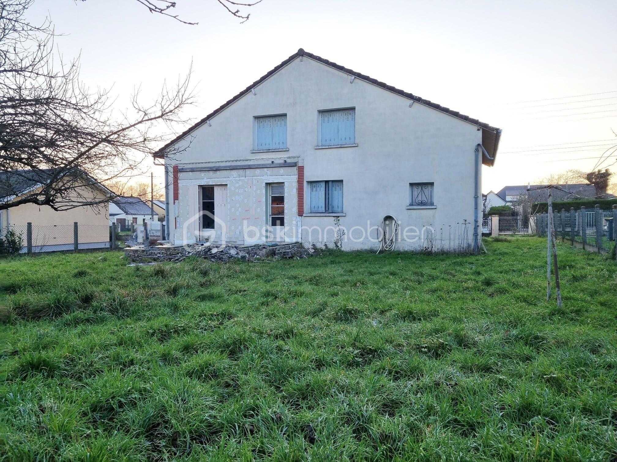 Maison traditionnelle de 114 m² - WhatsApp Image 2025-12-26 at 20.49.43 (3) (1).jpg