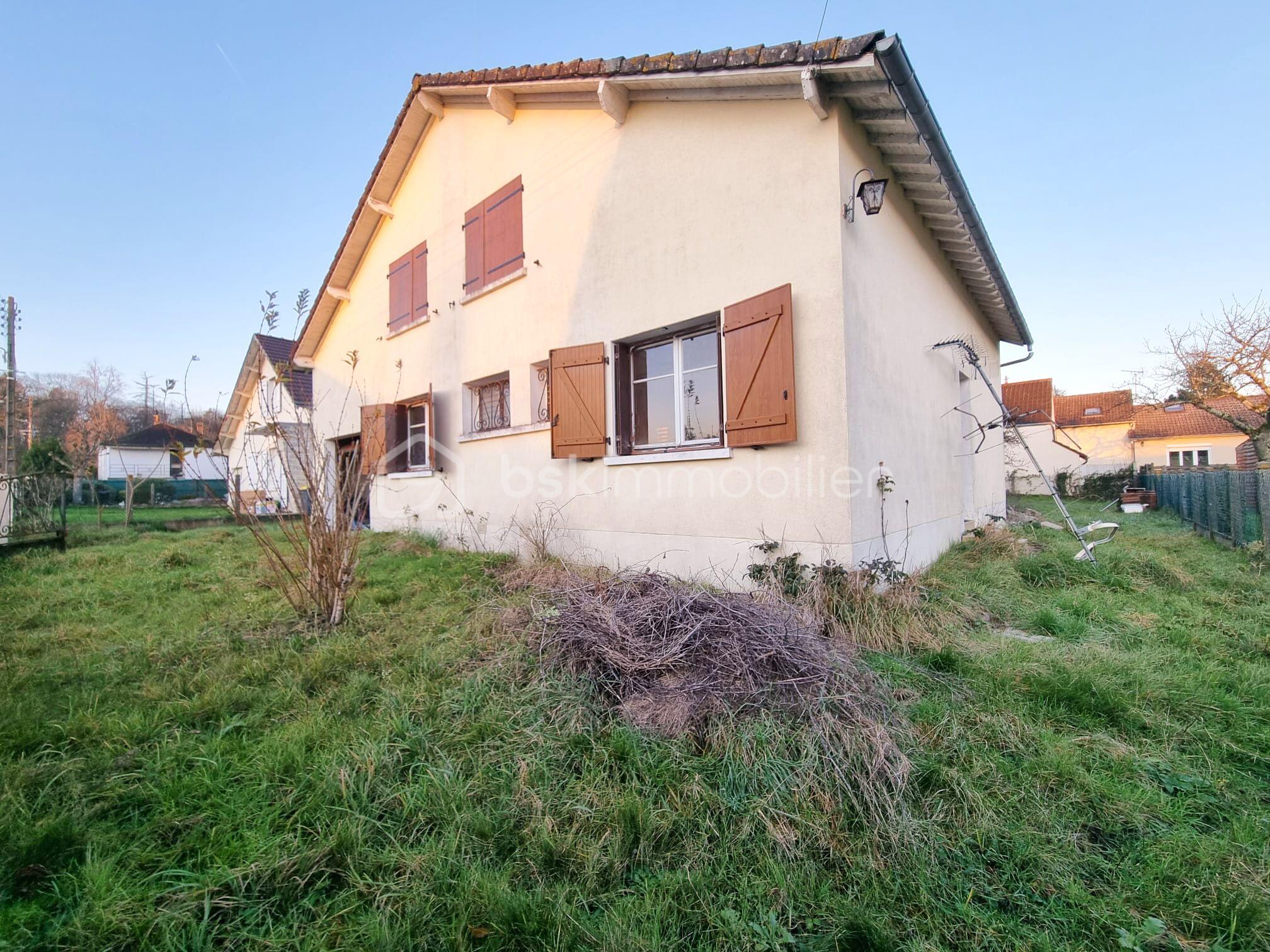 Maison traditionnelle de 114 m² - WhatsApp Image 2025-12-26 at 20.49.42 (3).jpg